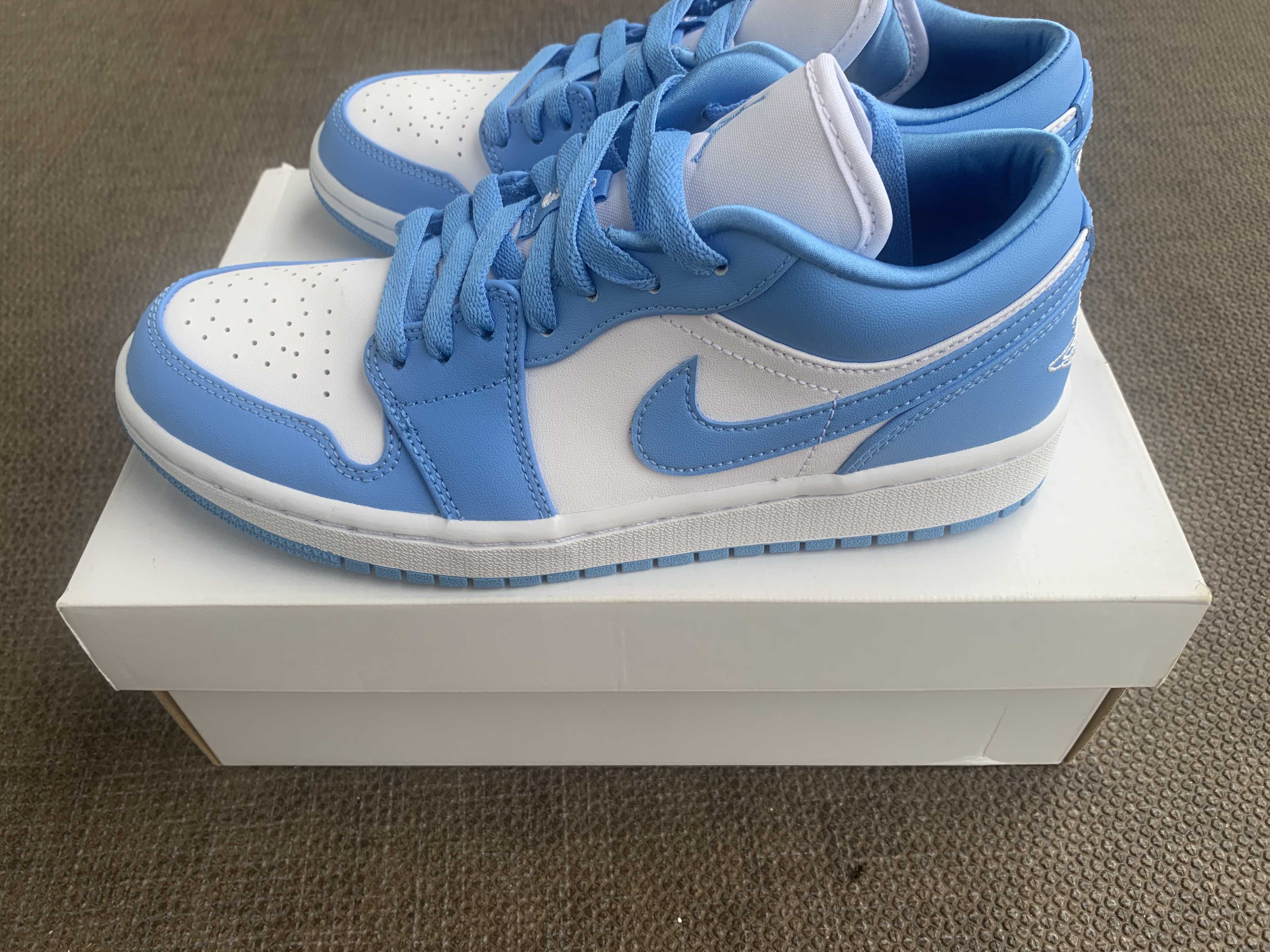 Nike Women's Air Jordan 1 Low "UNC"