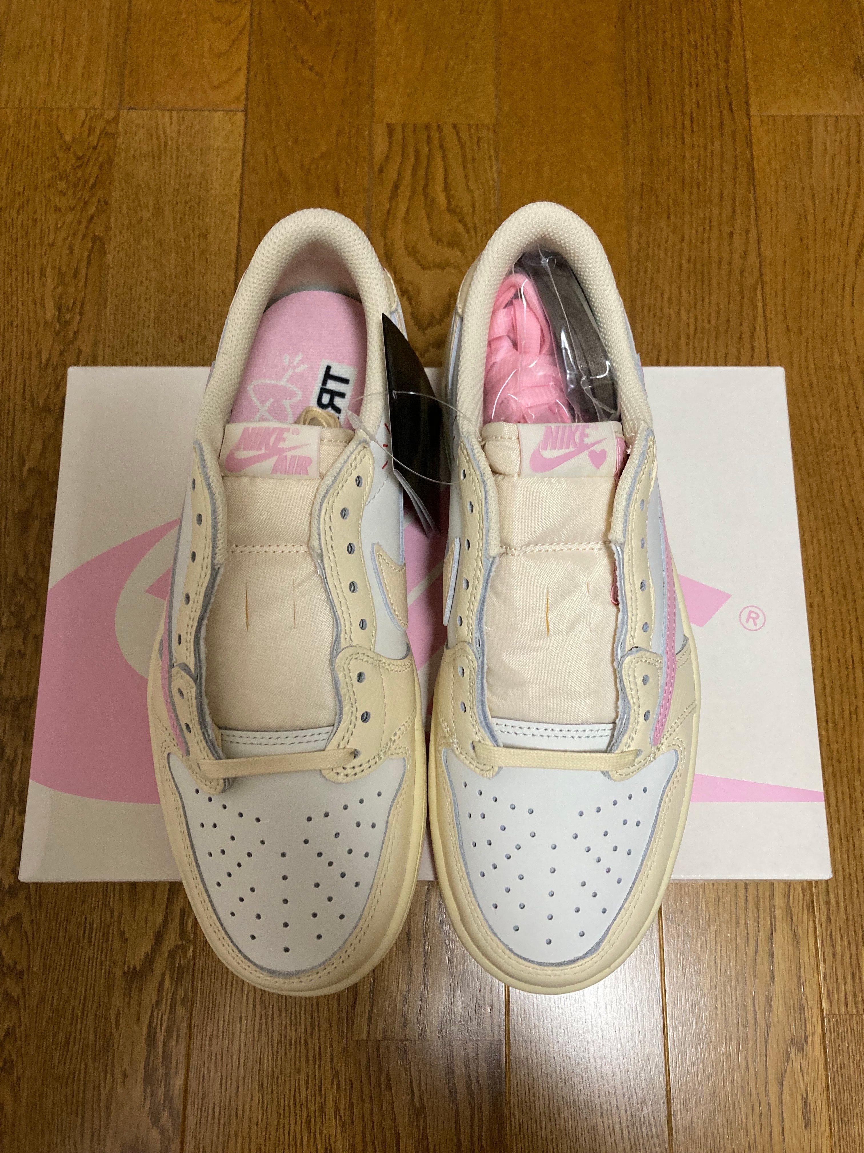 Travis Scott × Nike Air Jordan 1 Retro Low OG "Muslin/Shy Pink"