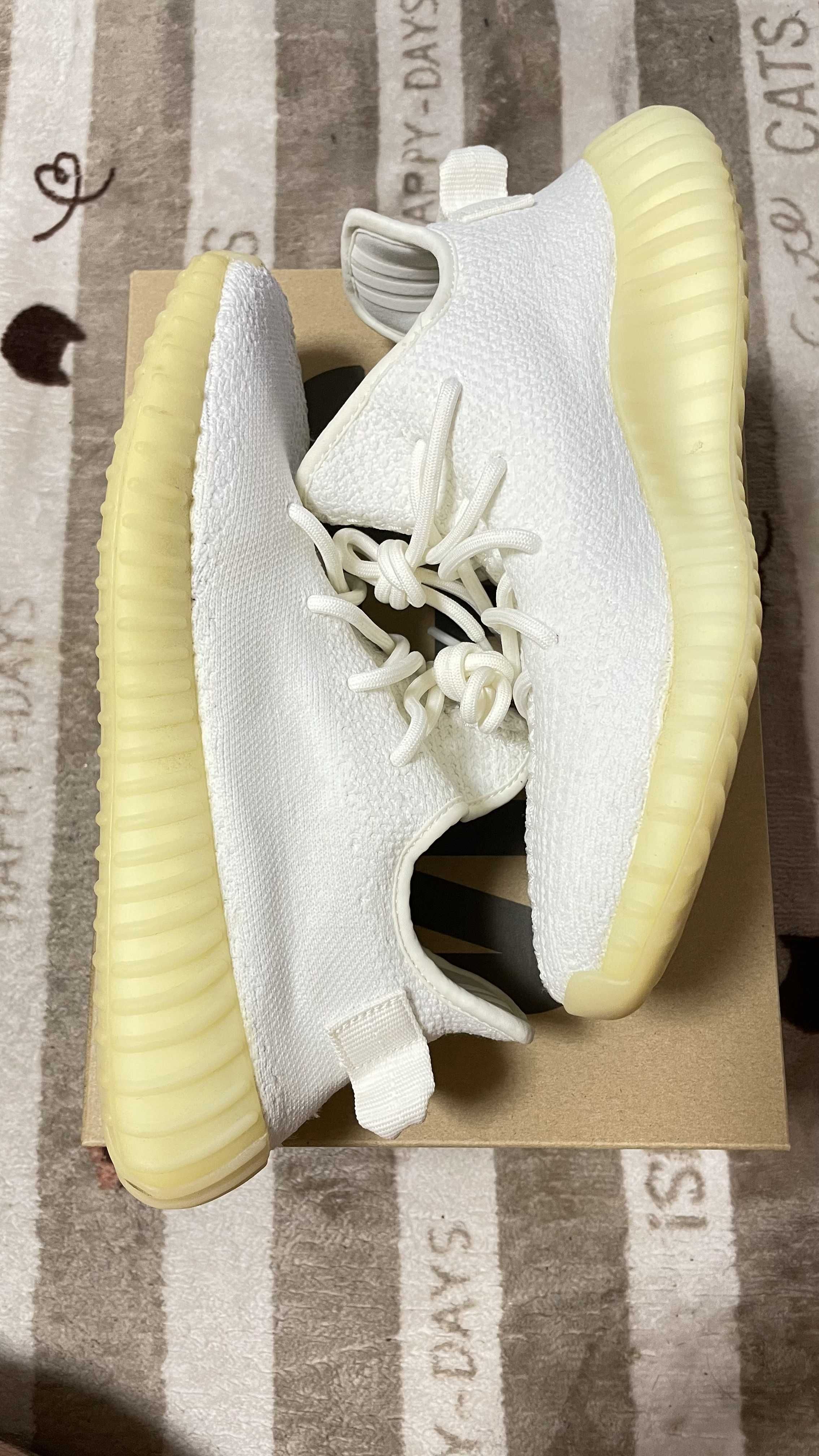 adidas YEEZY Boost 350 V2 "Cream White"