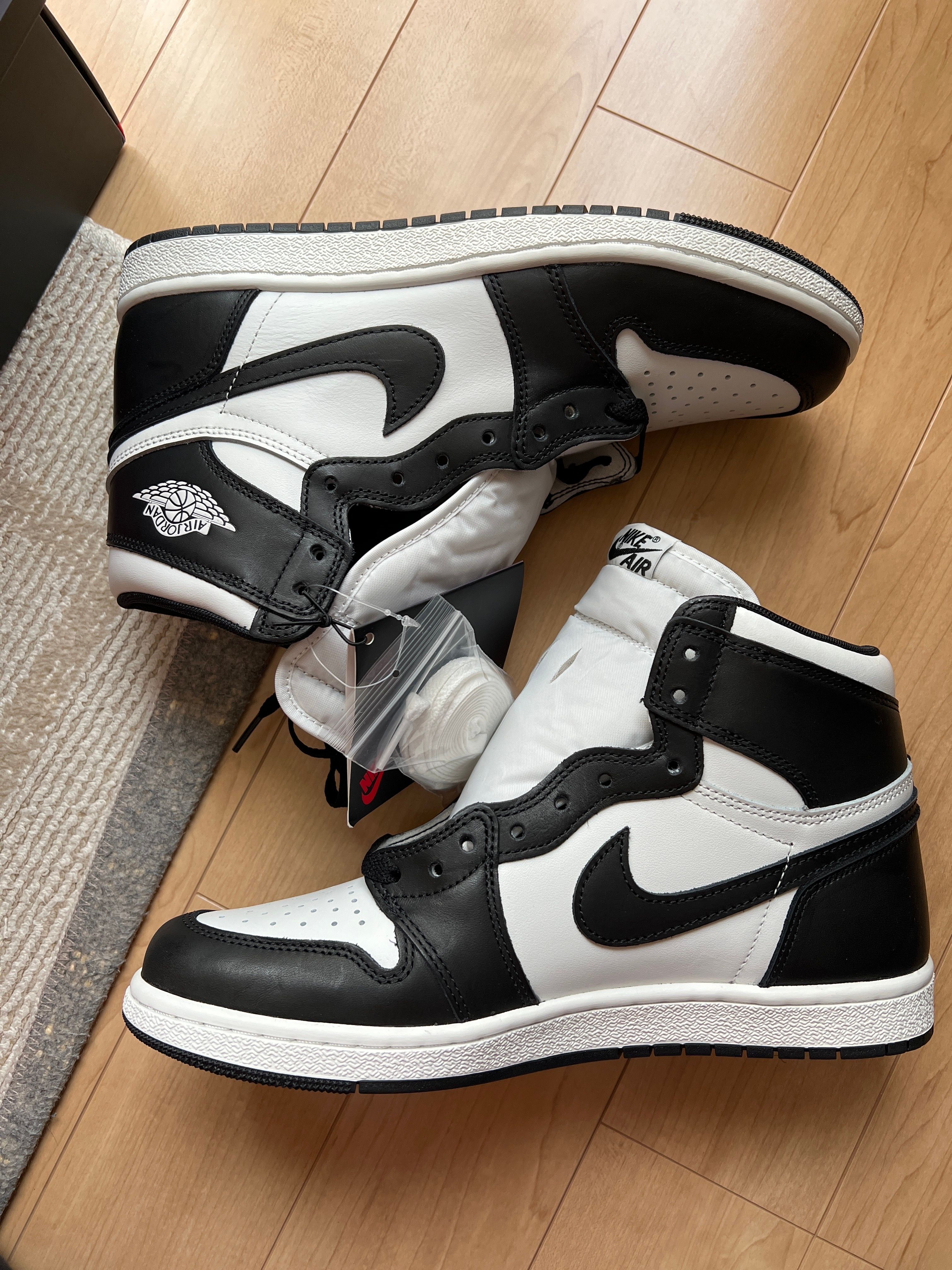 Nike Air Jordan 1 High '85 "Black/White"