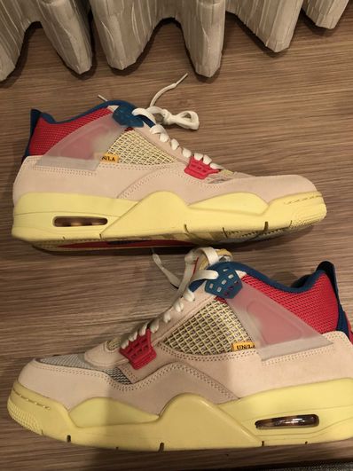 UNION × Nike Air Jordan 4 SP "Guava Ice/Light Fusion Red"