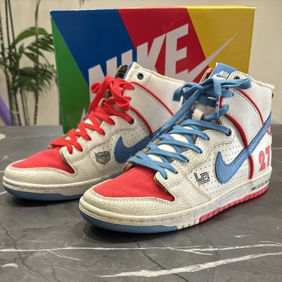 Magnus Walker x Nike SB Dunk High "1971 Porche 911 T 277"