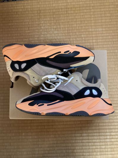 adidas YEEZY Boost 700 "Enflame Amber"