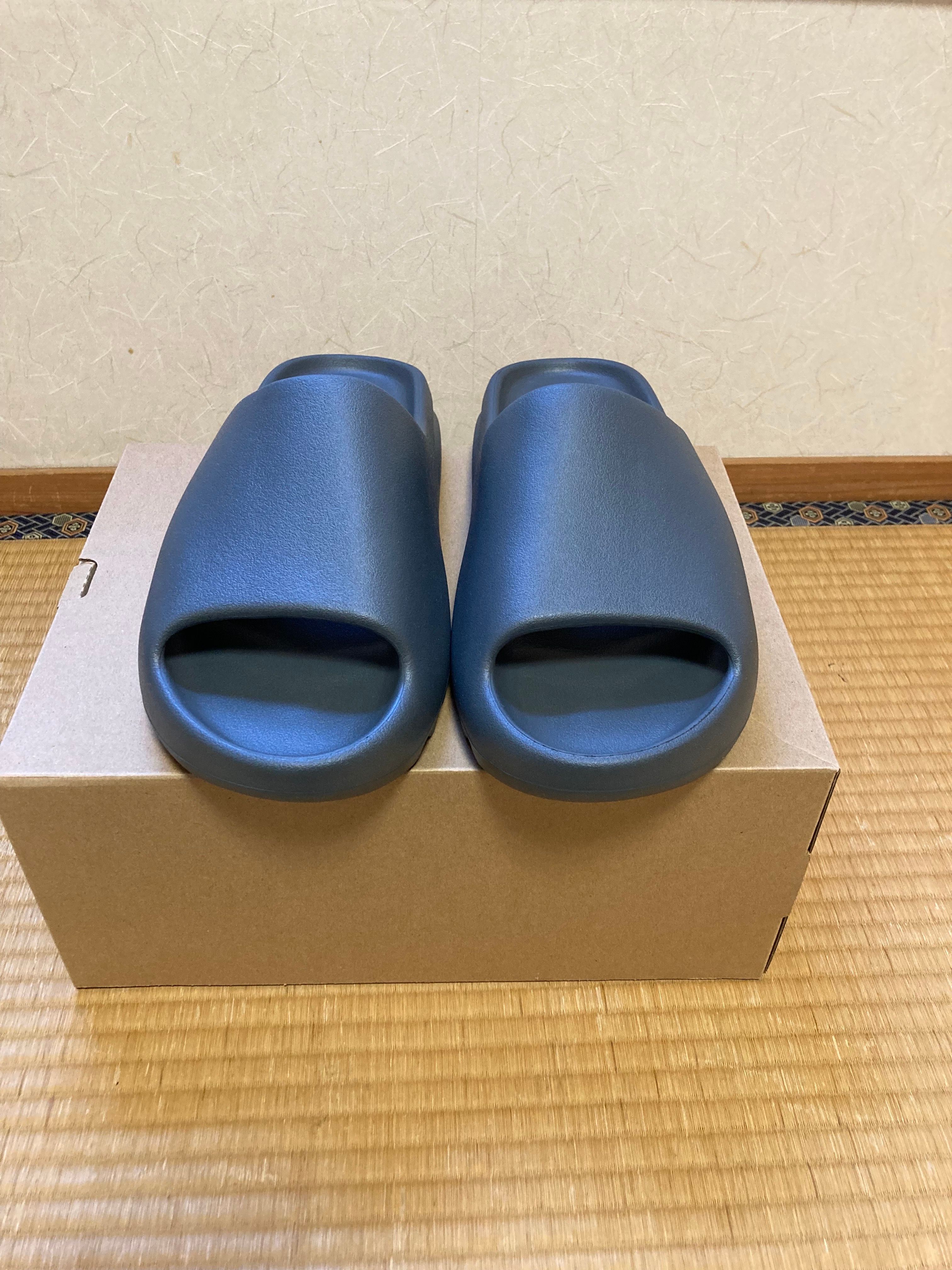 adidas YEEZY Slide "Slate Grey"