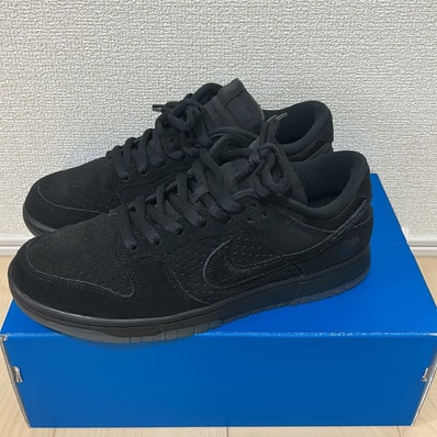 UNDEFEATED × Nike Dunk Low SP "5 ON IT"