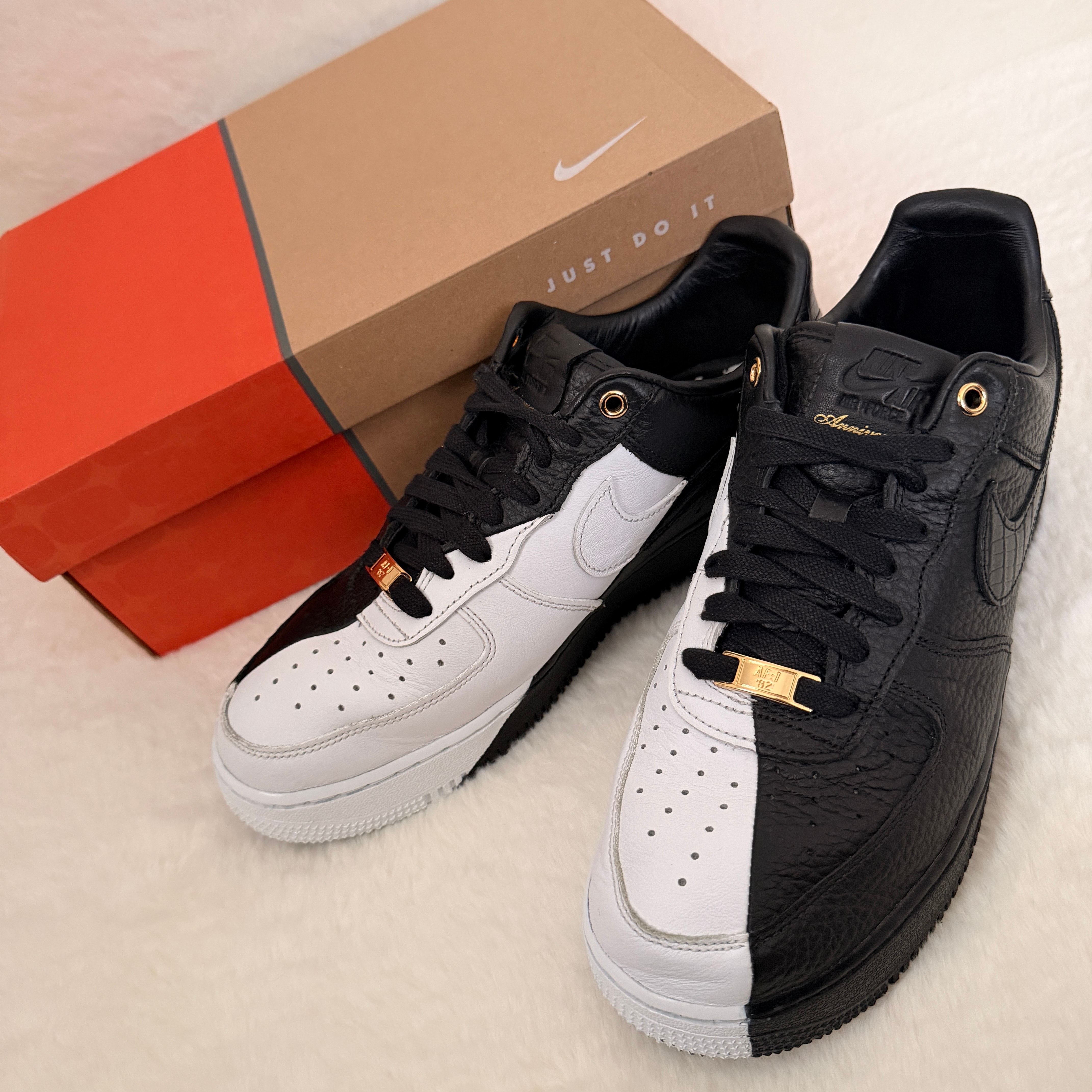 Nike Air Force 1 Low Anniversary Edition "Black"