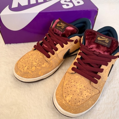 Nike SB Dunk Low Pro "City of Cinema/Celestial Gold and Dark Team Red"