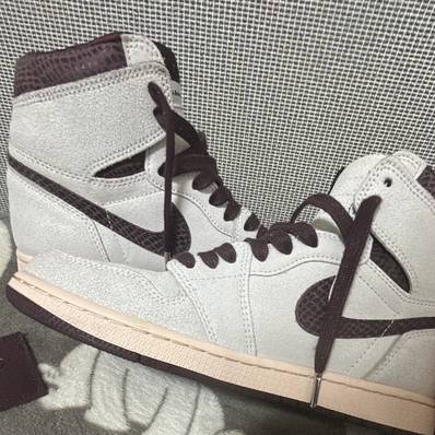 A Ma Maniere × Nike Air Jordan 1 Retro High OG "Sail and Burgundy"