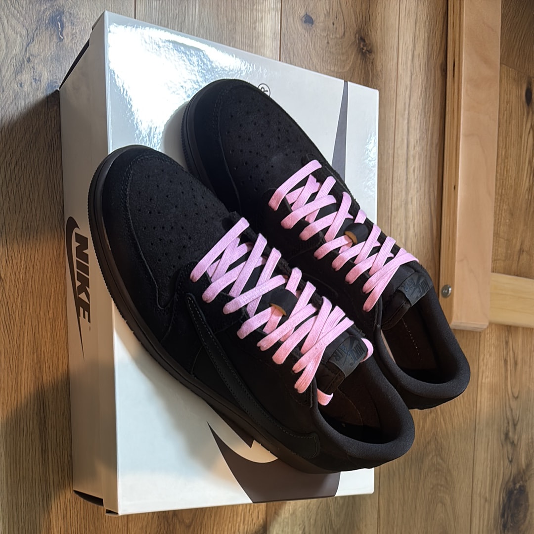 Travis Scott × Nike Air Jordan 1 Low OG SP "Velvet Brown and Dark Mocha"