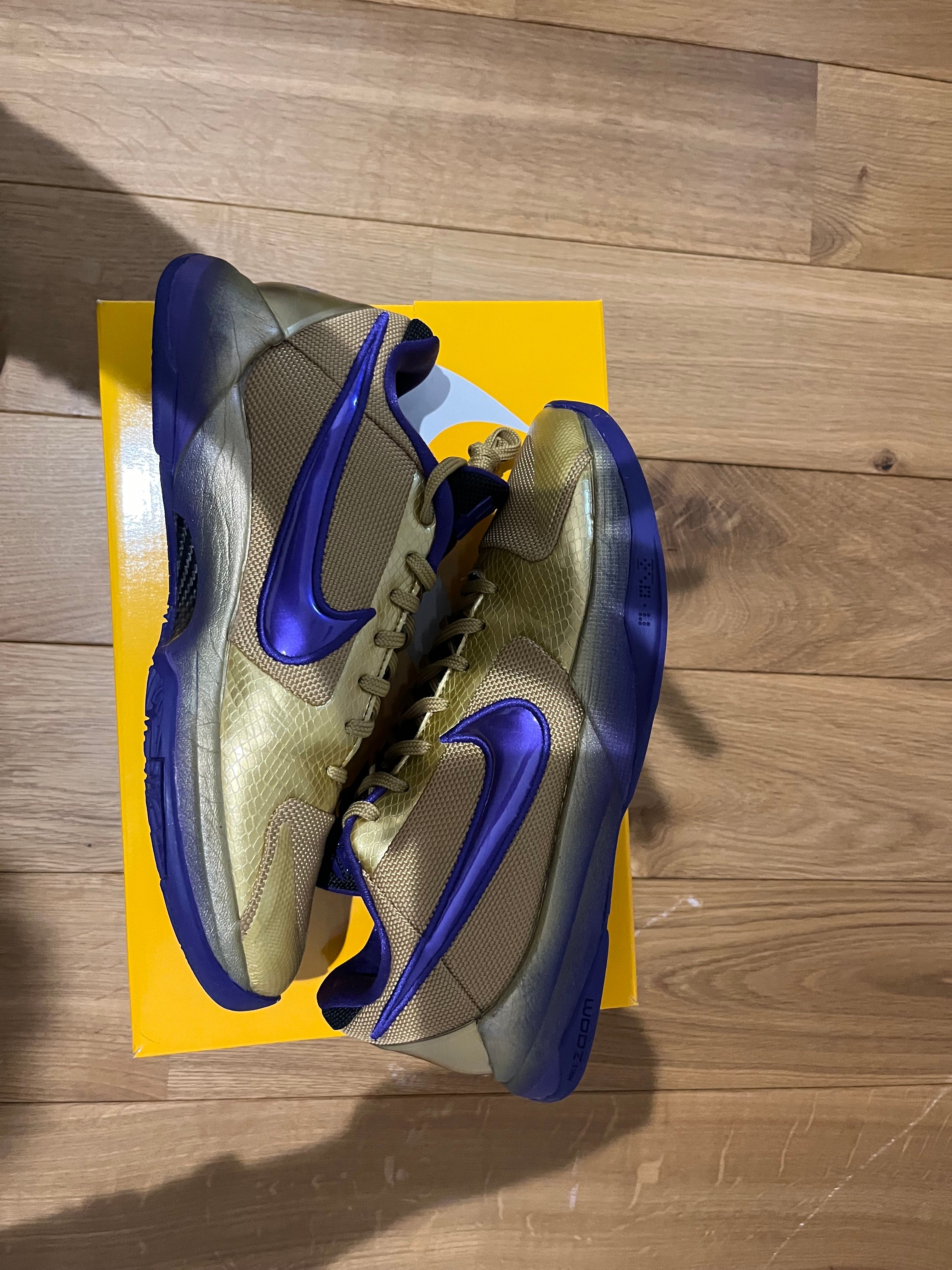 UNDEFEATED × Nike Kobe 5 Protro "Hall Of Fame"