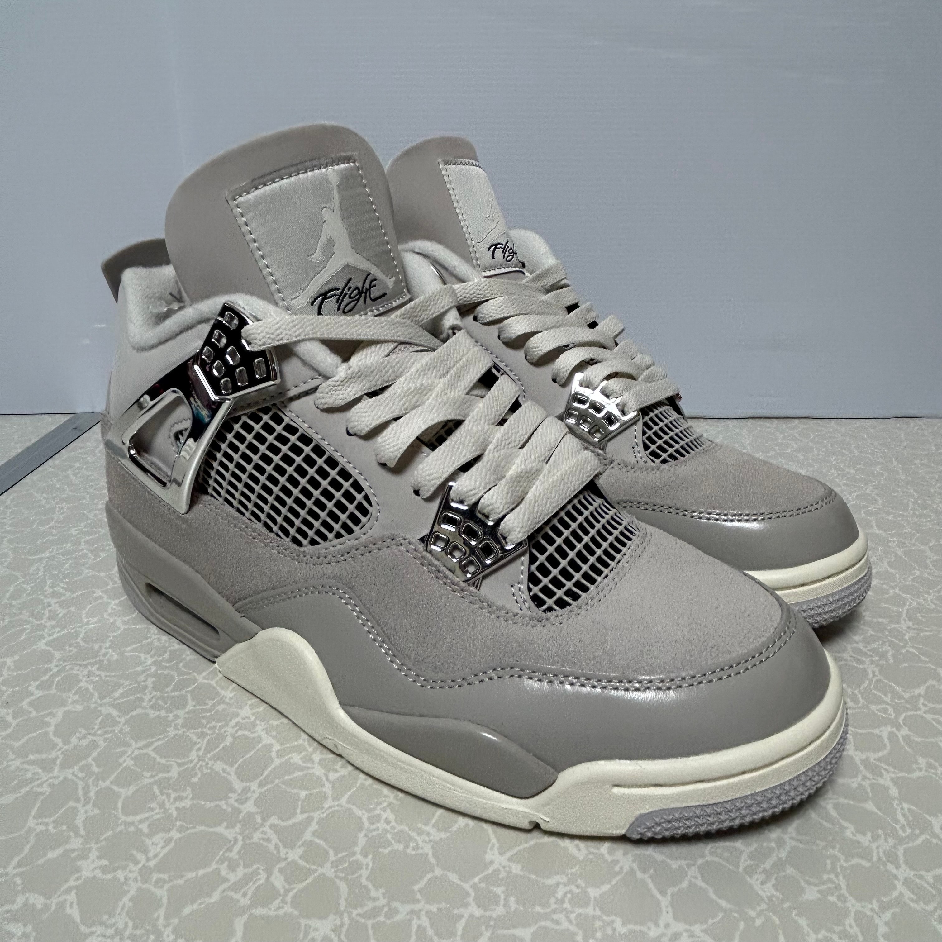 Nike Women's Air Jordan 4 Retro "Frozen Moments"