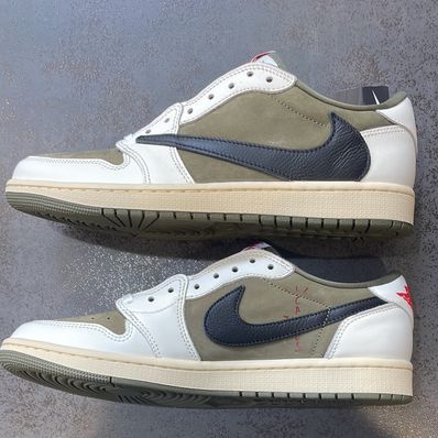 Travis Scott × Nike Air Jordan 1 Low OG SP "Reverse Olive"