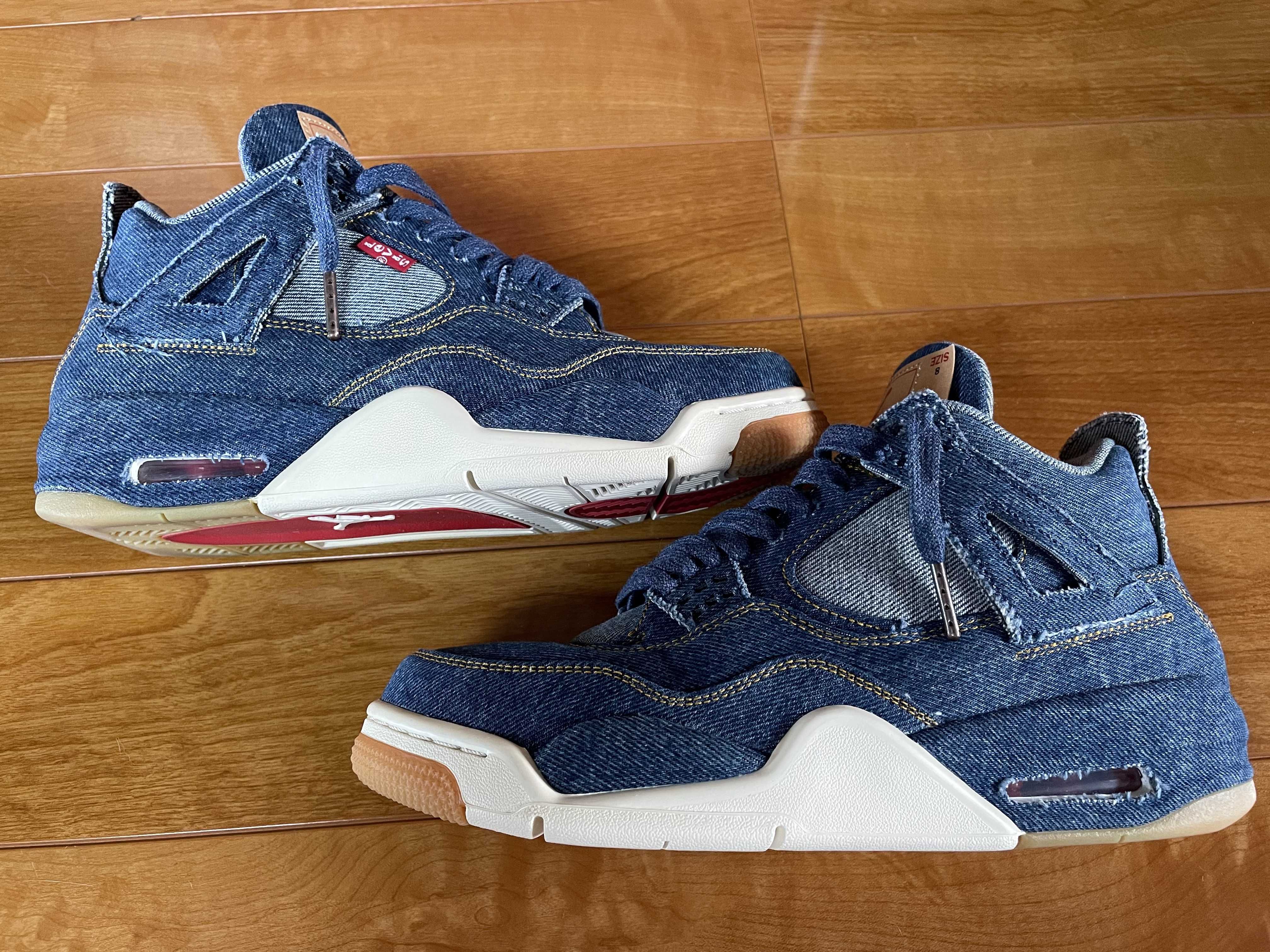 Nike × Levi's Air Jordan 4 "Denim"(タグ:LEVIS®)