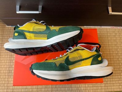 sacai × Nike Vapor Waffle "Tour Yellow/Stadium Green-Sail"