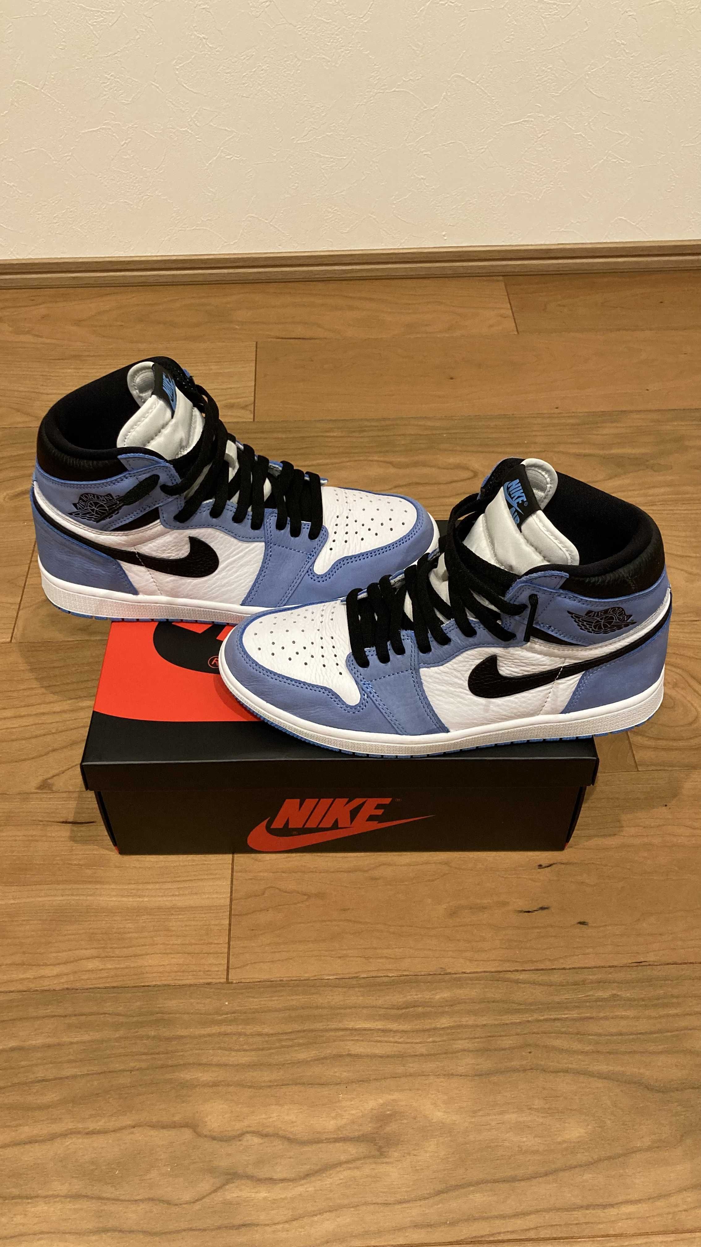 Nike Air Jordan 1 High OG "University Blue"