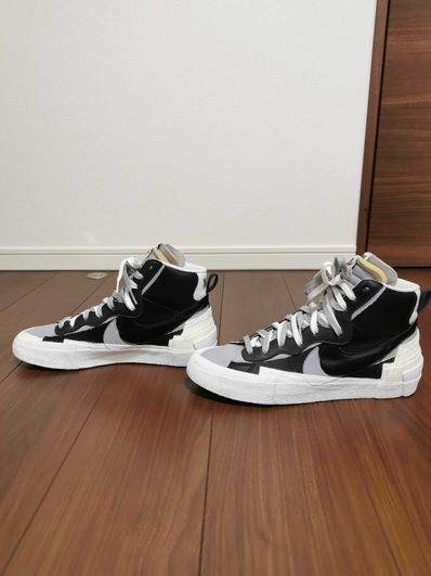 sacai × NIKE BLAZER MID "BLACK/WOLF GREY/WHITE"