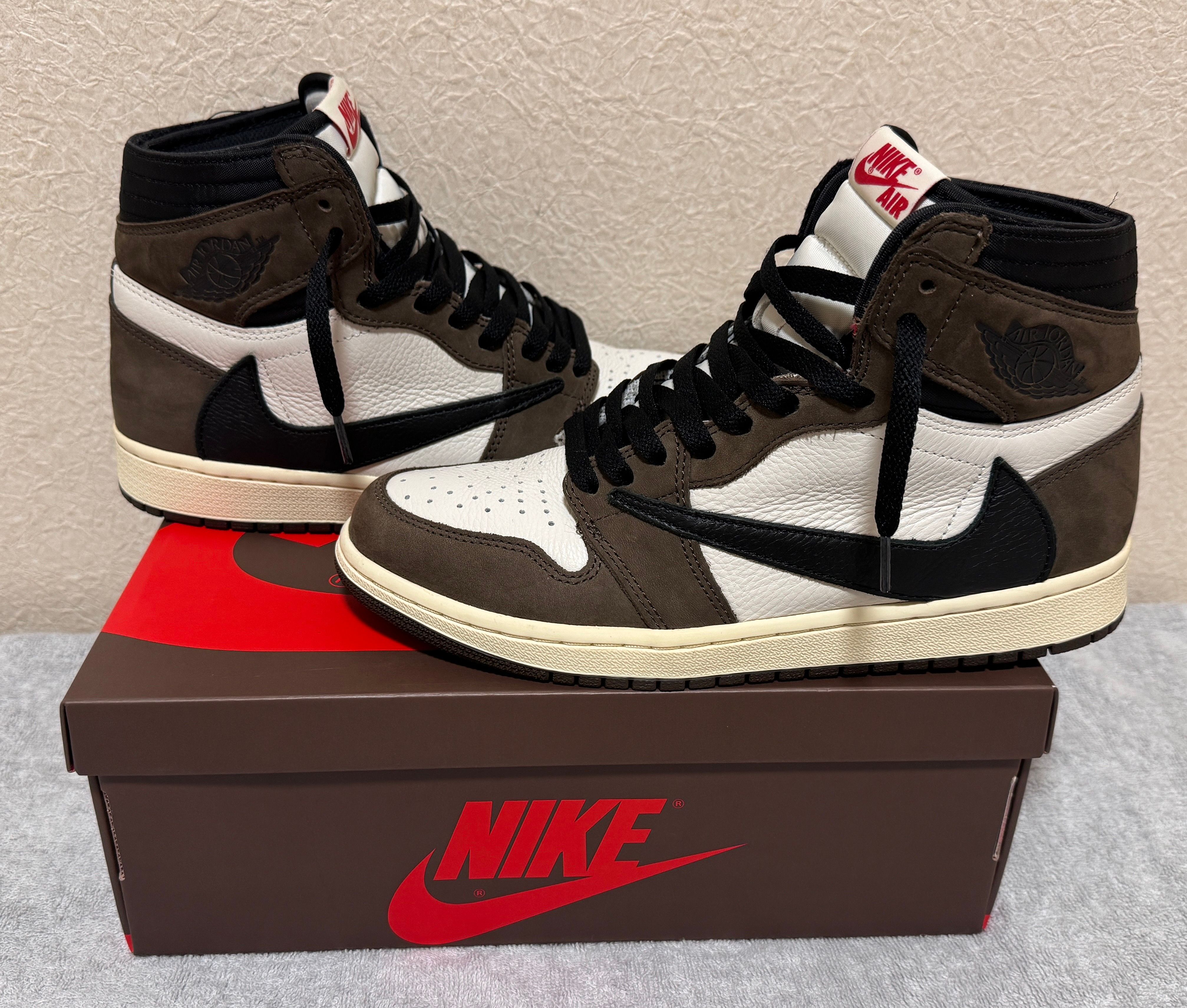Travis Scott × Nike Air Jordan 1 Retro High OG TS SP "Sail/Dark Mocha"