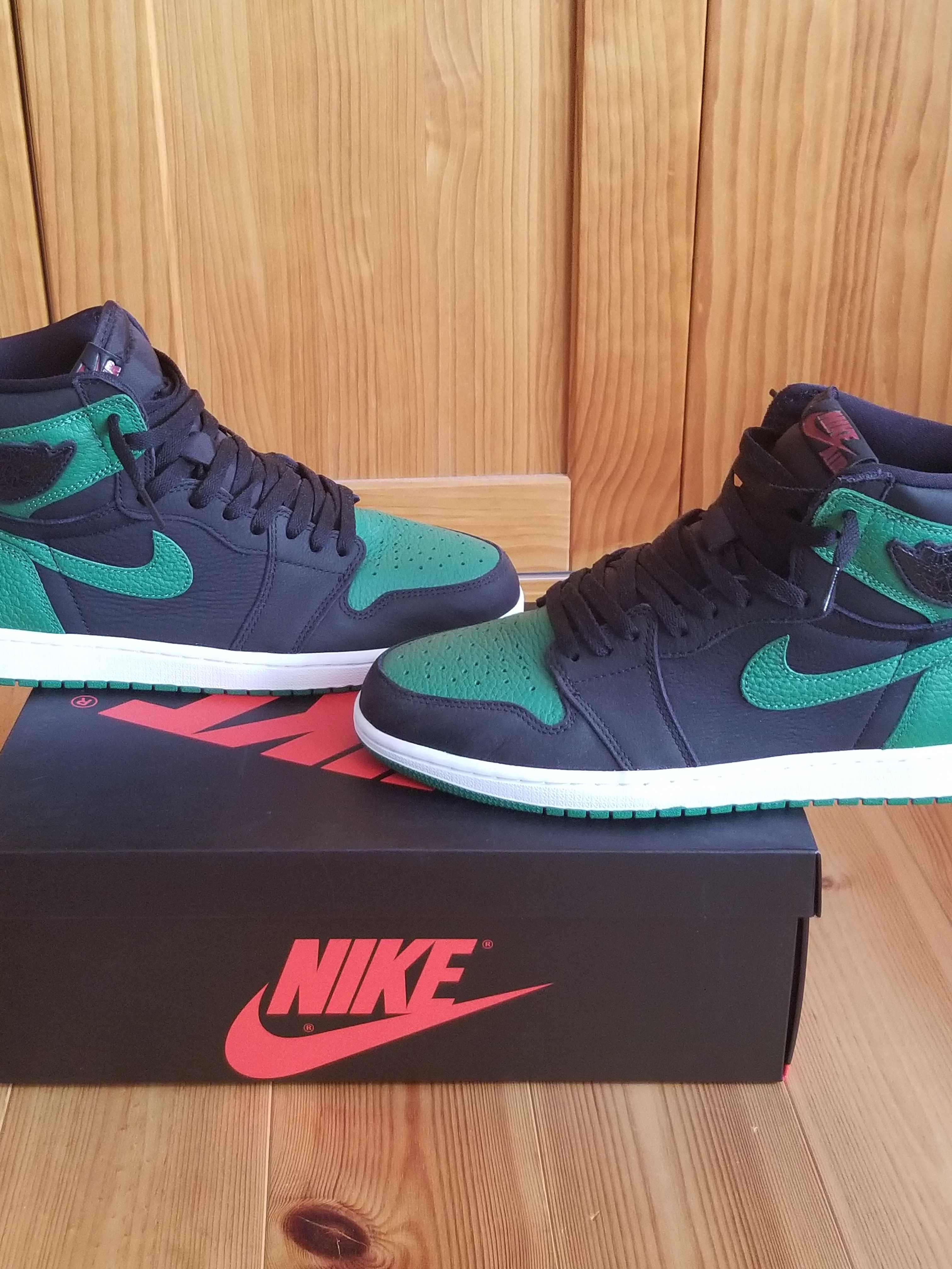 Nike Air Jordan 1 Retro High OG "Black/Pine Green" (2020)