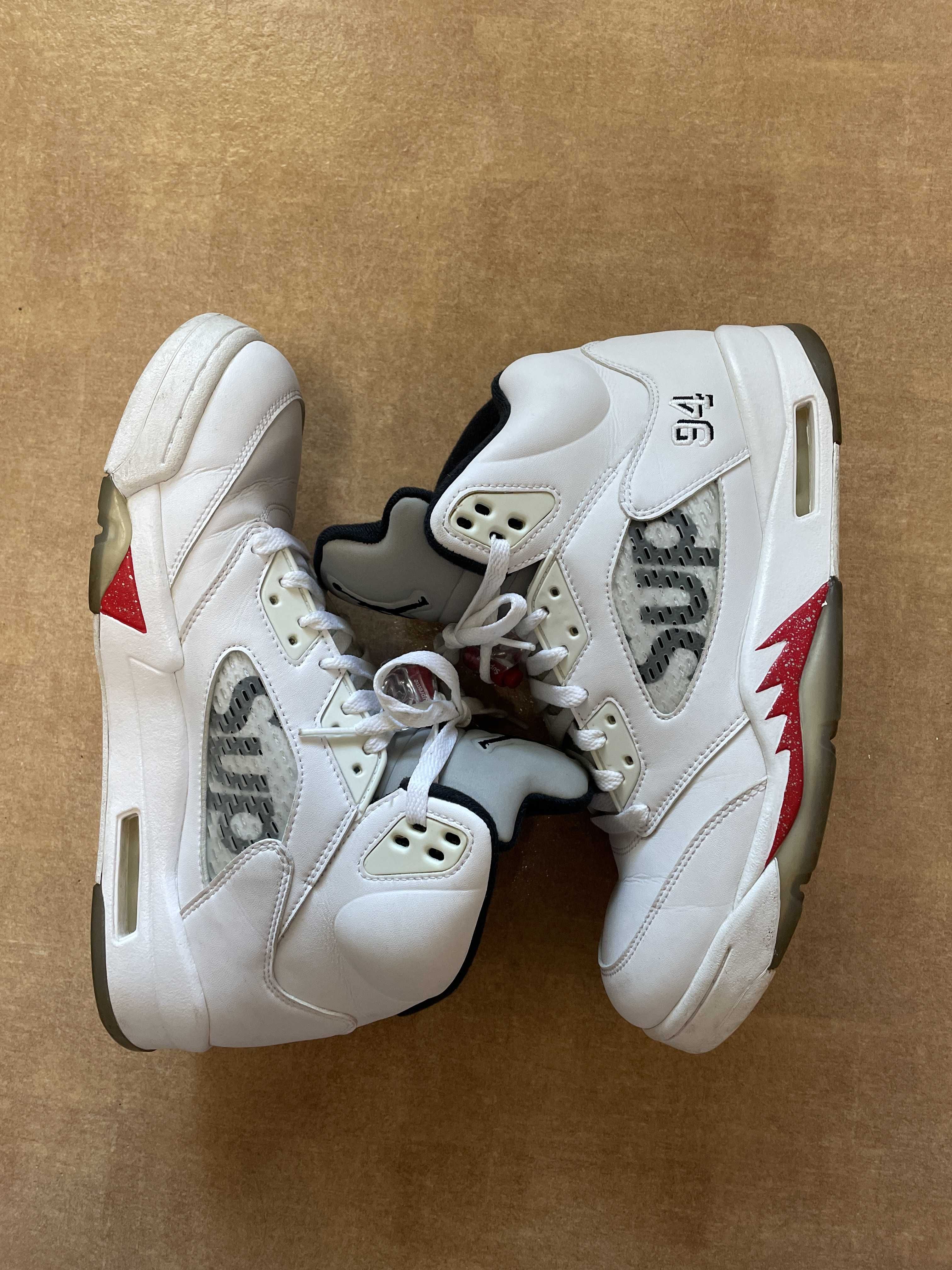 Supreme × Nike Air Jordan 5 Retro "White"