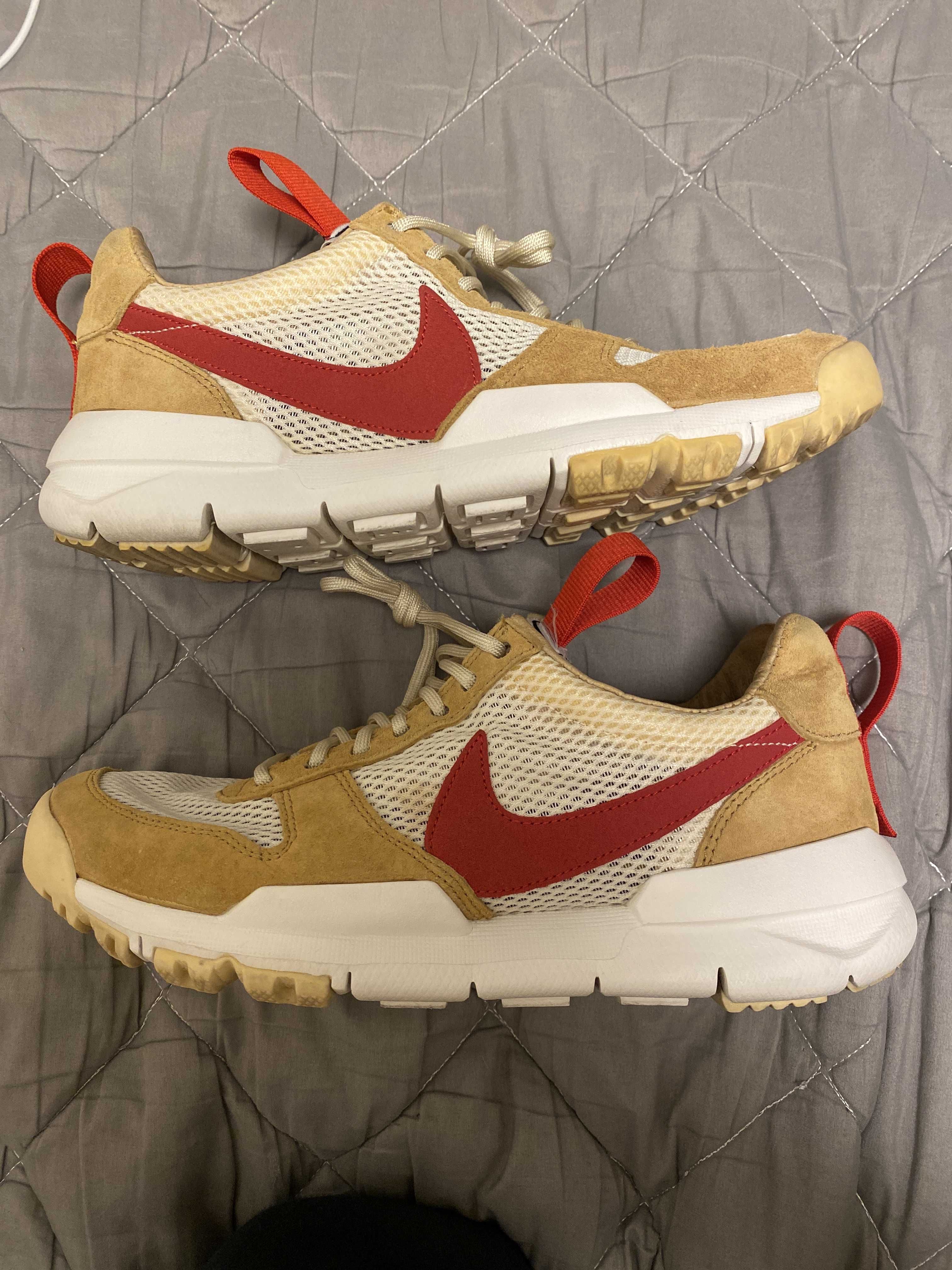 Tom Sachs × Nike Mars Yard 2.0 "Natural/Sport Red-Maple"