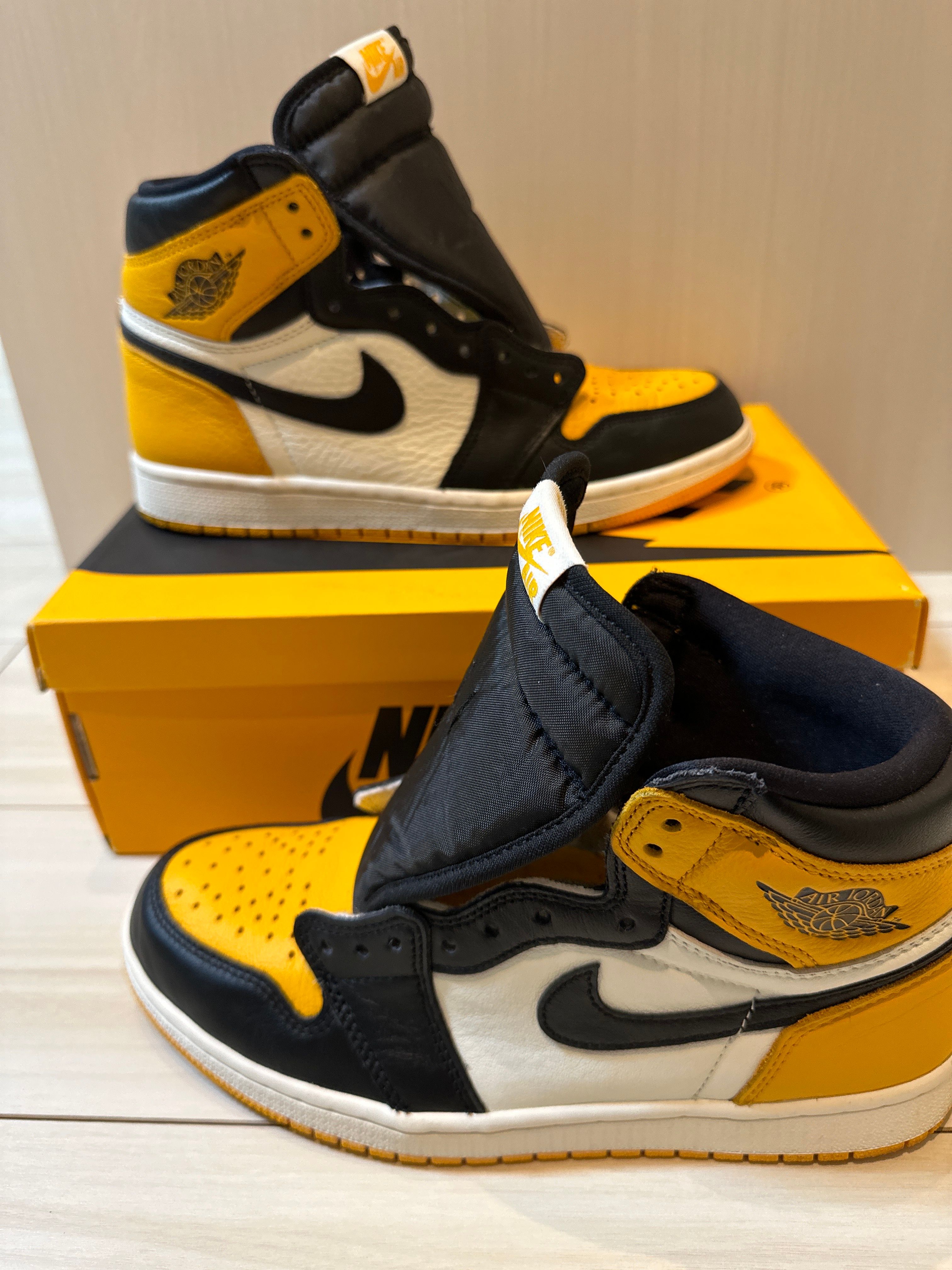 Nike Air Jordan 1 Retro High OG "Taxi"