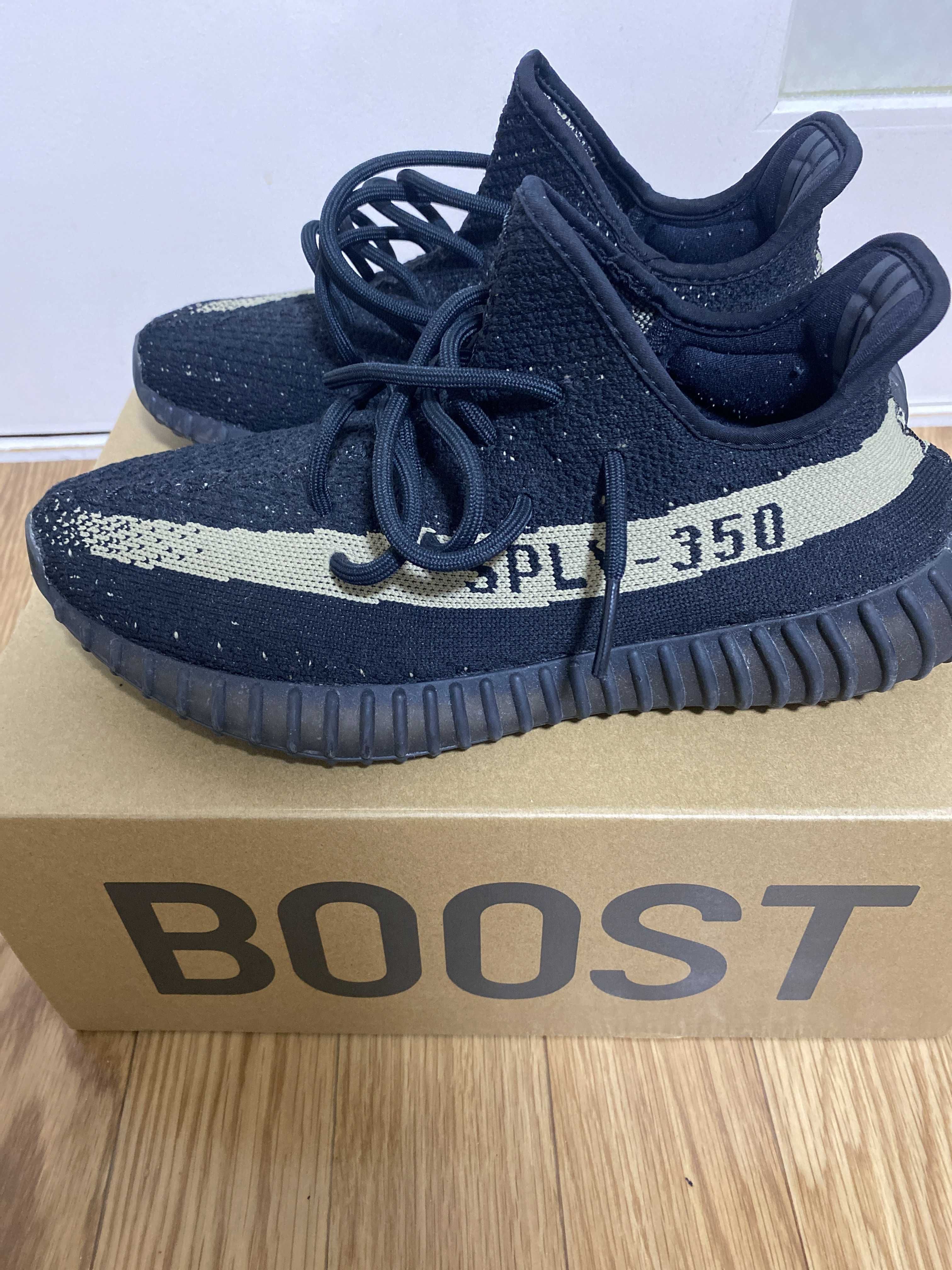 adidas YEEZY Boost 350 V2 "Core Black Green"