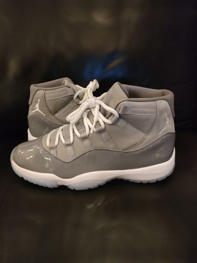 Nike Air Jordan 11 Retro "Cool Grey"