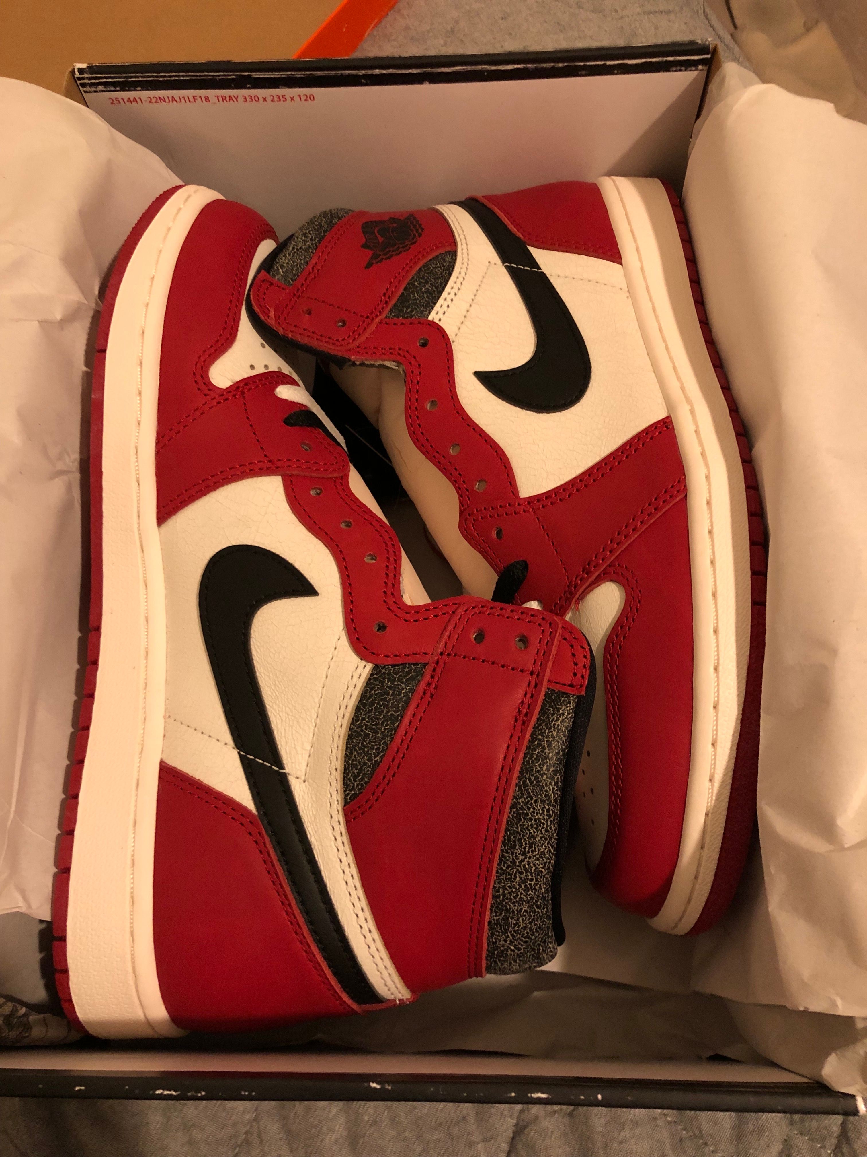 Nike Air Jordan 1 High OG "Lost & Found/Chicago"