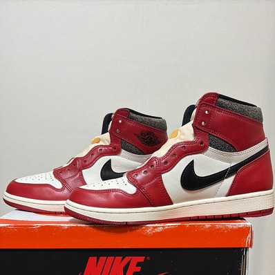 Nike Air Jordan 1 High OG "Lost & Found/Chicago"