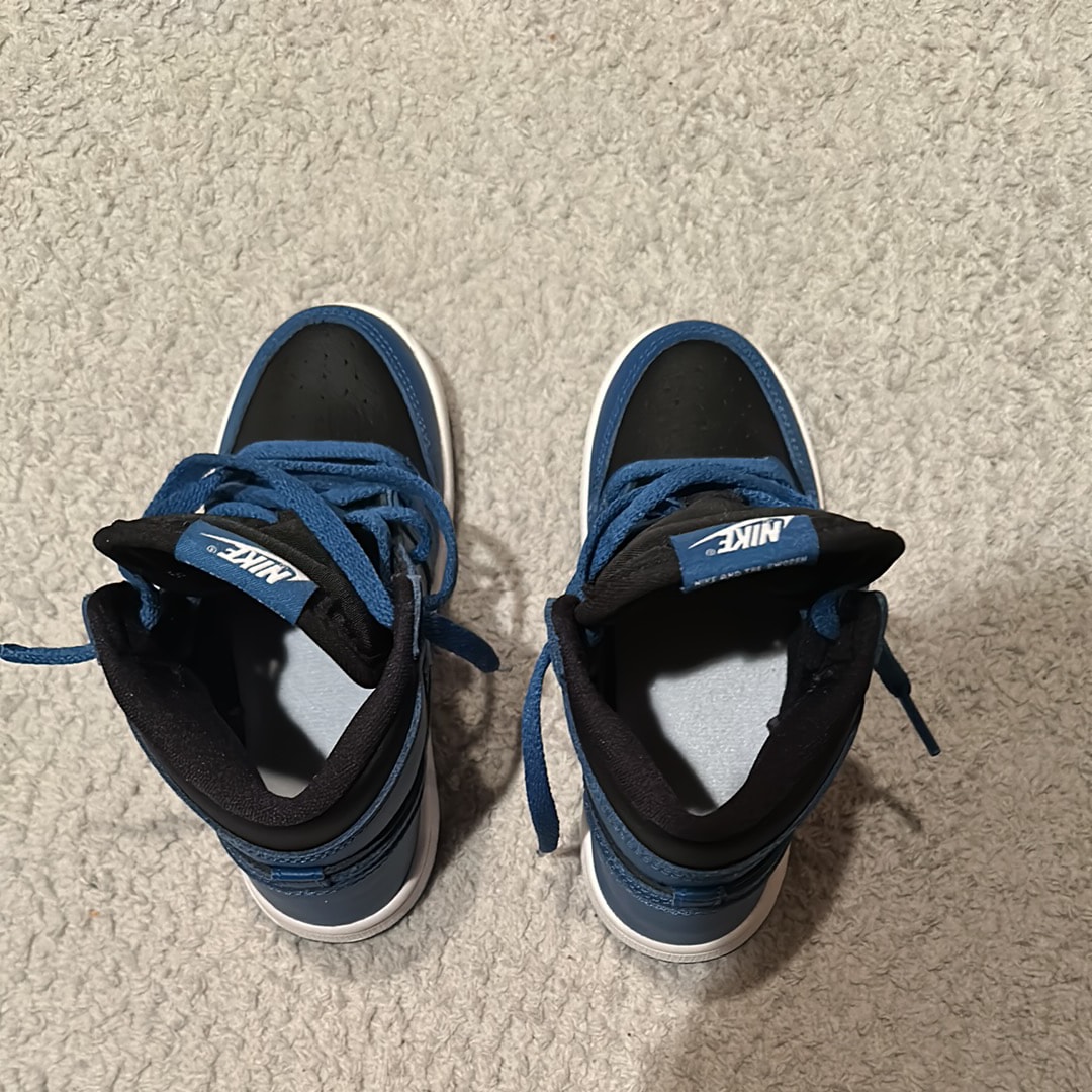 Nike TD Jordan 1 Retro High OG "Dark Marina Blue"
