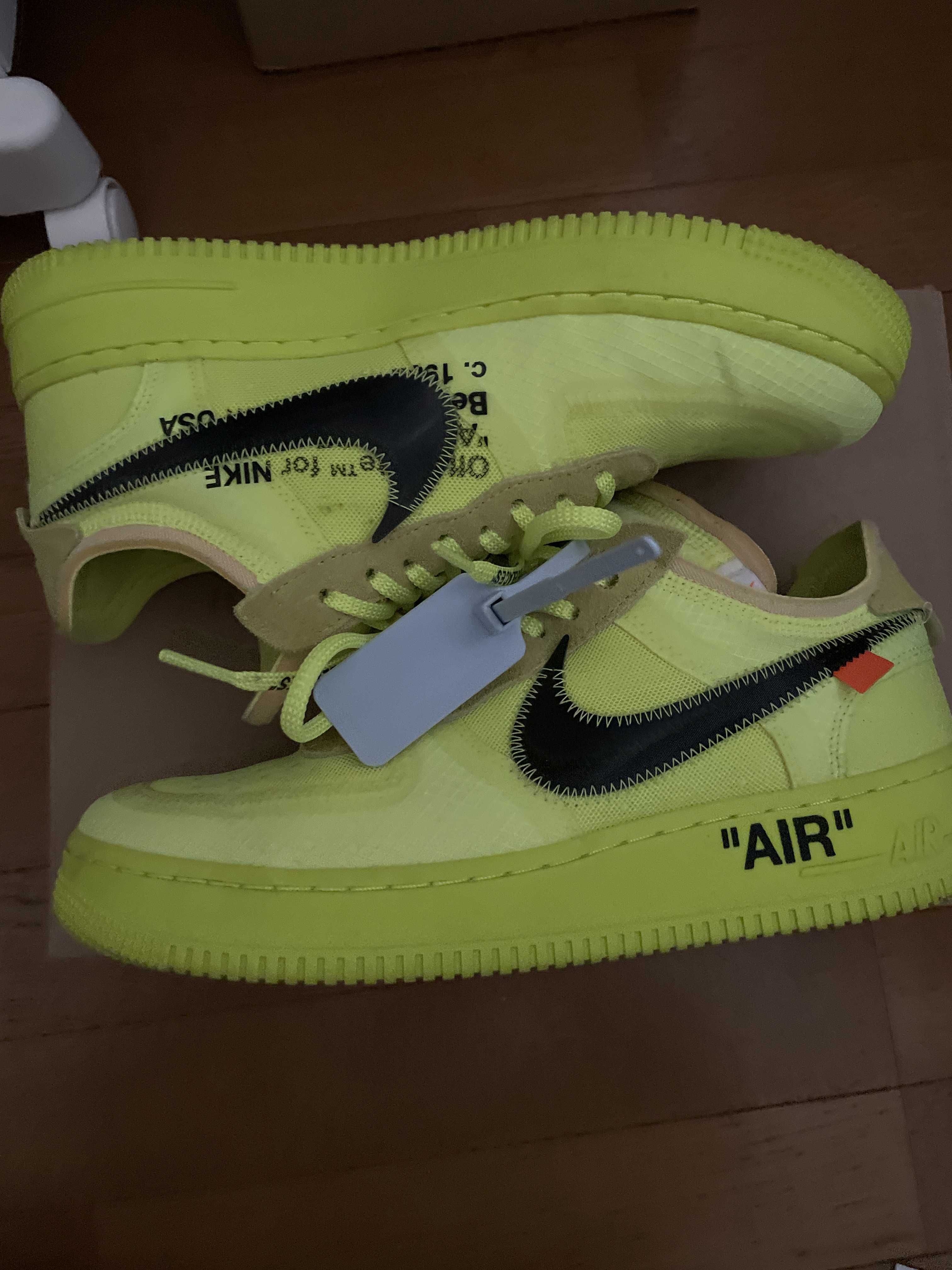 Off-White × Nike Air Force 1 Low "Volt"