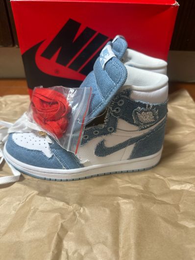 Nike Women's Air Jordan 1 High OG "Denim"