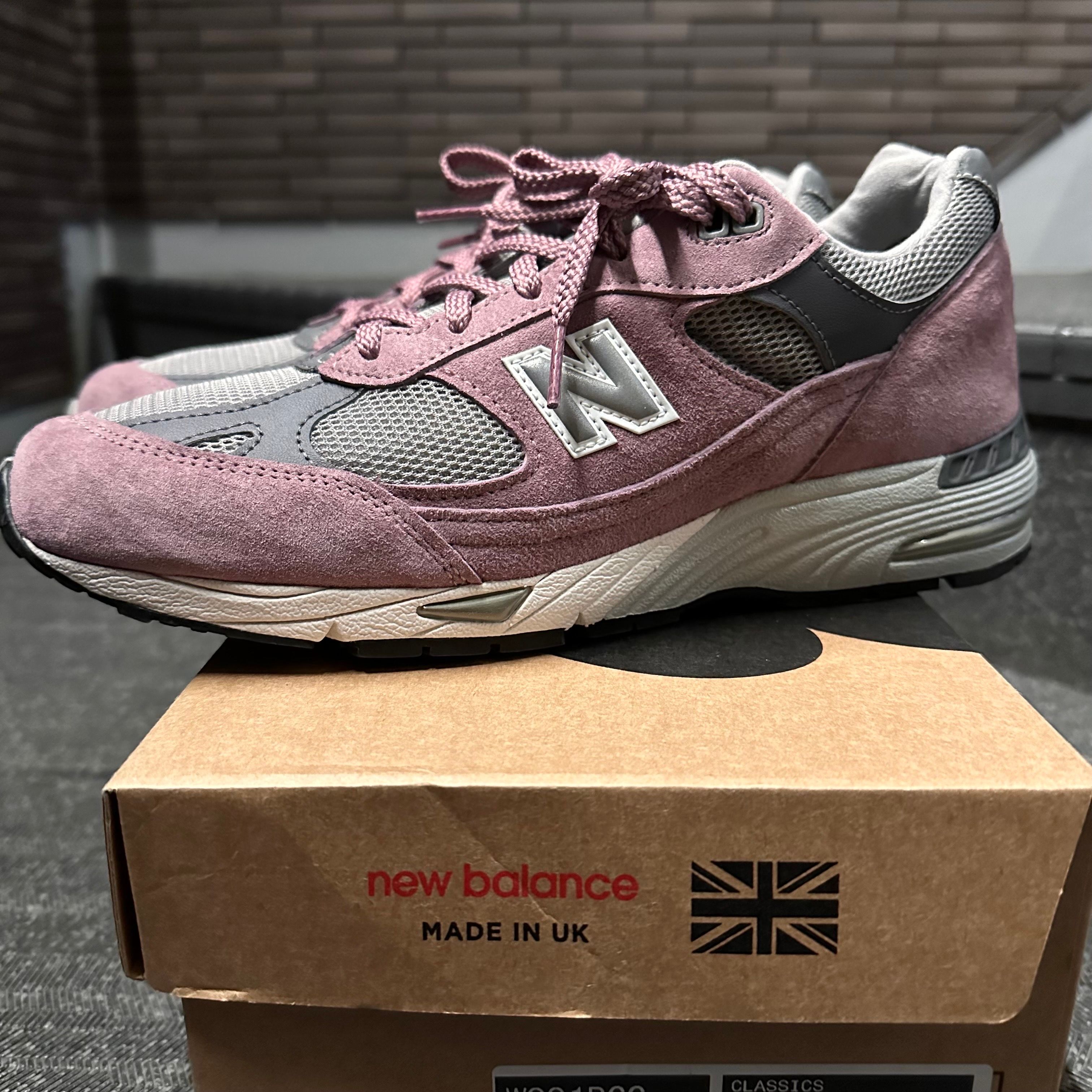 New Balance Women's 991 "Pink/Grey"