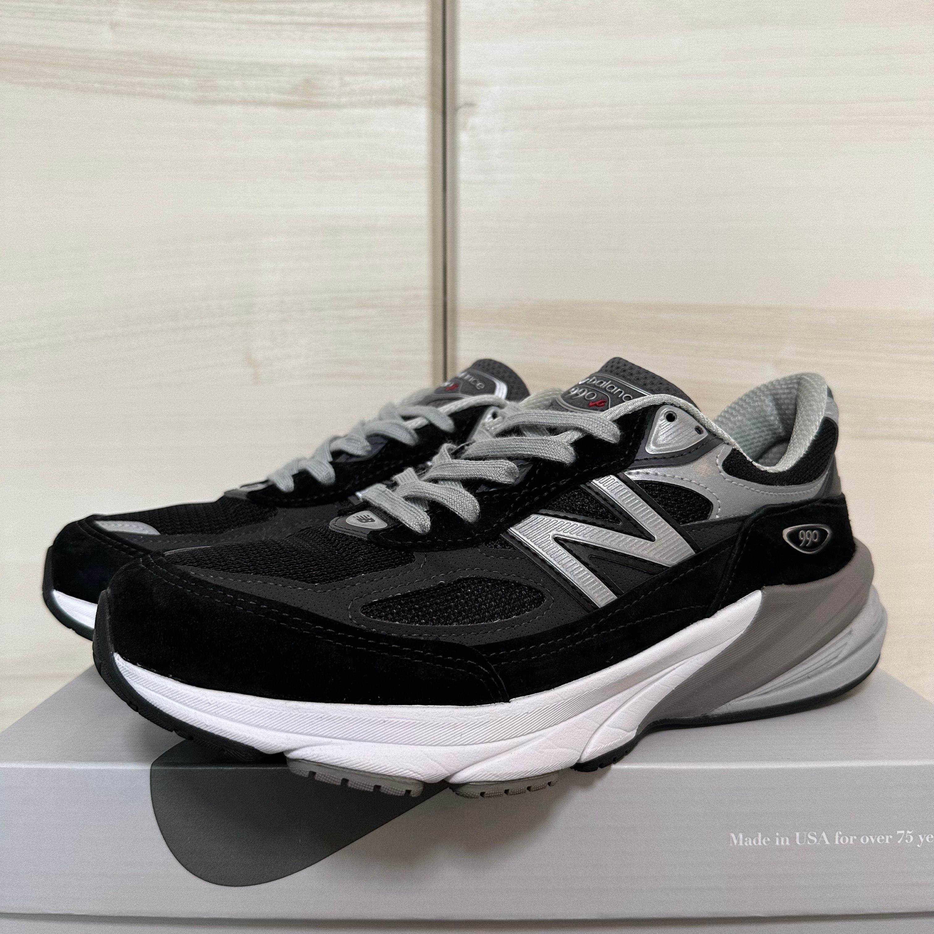 New Balance 990V6 "Black" (Heel NB Logo)