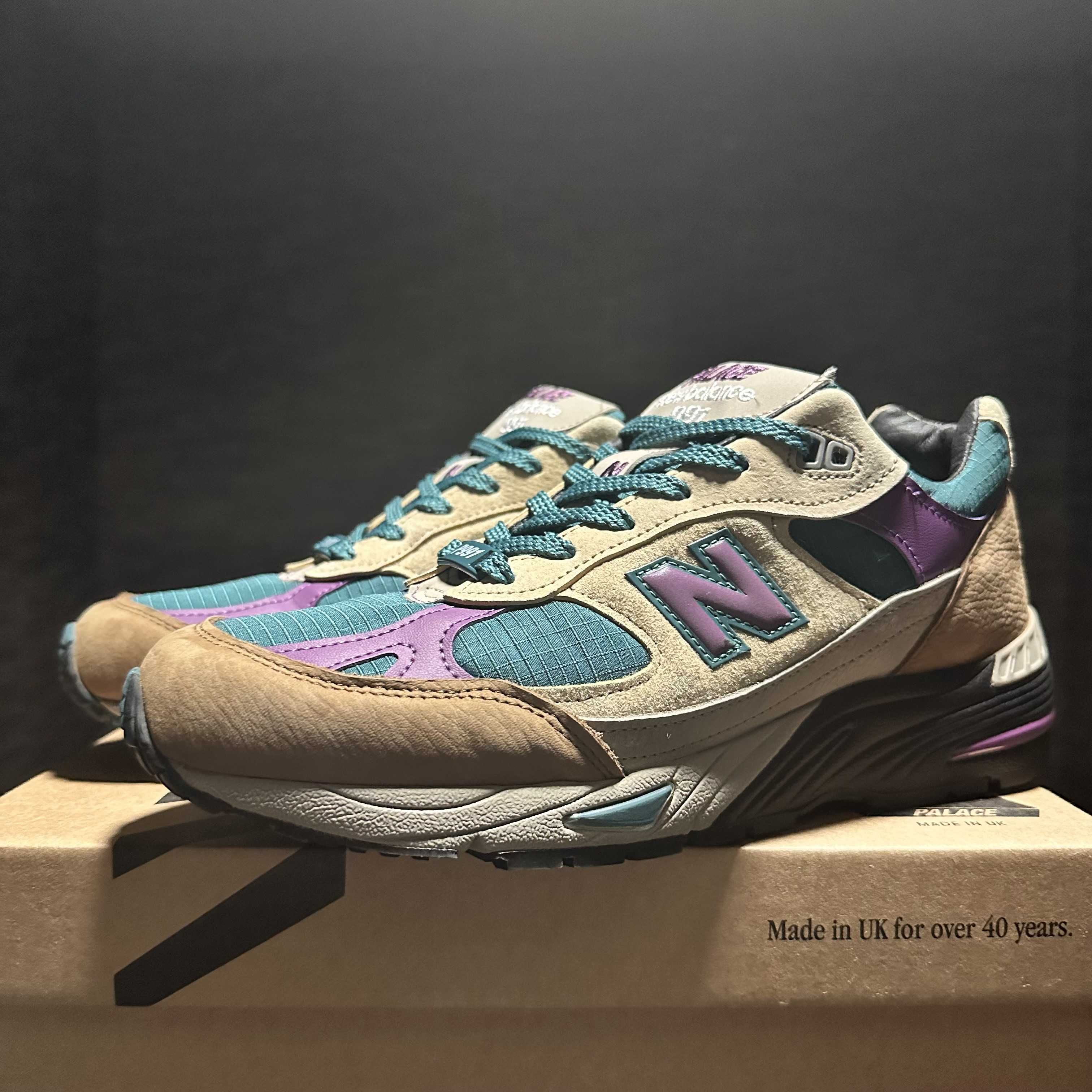 Palace × New Balance 991 "Taupe"