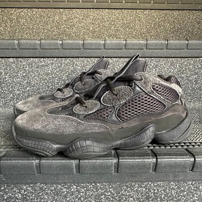 adidas YEEZY 500 "Utility Black"