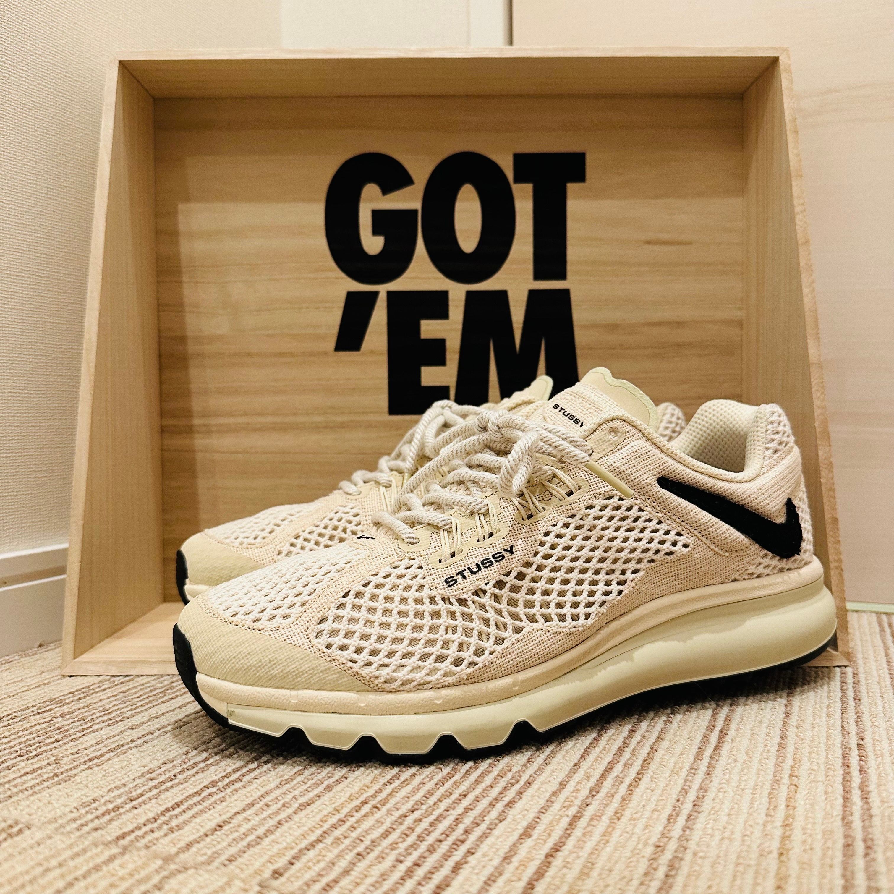 Stussy × Nike Air Max 2013 "Fossil"