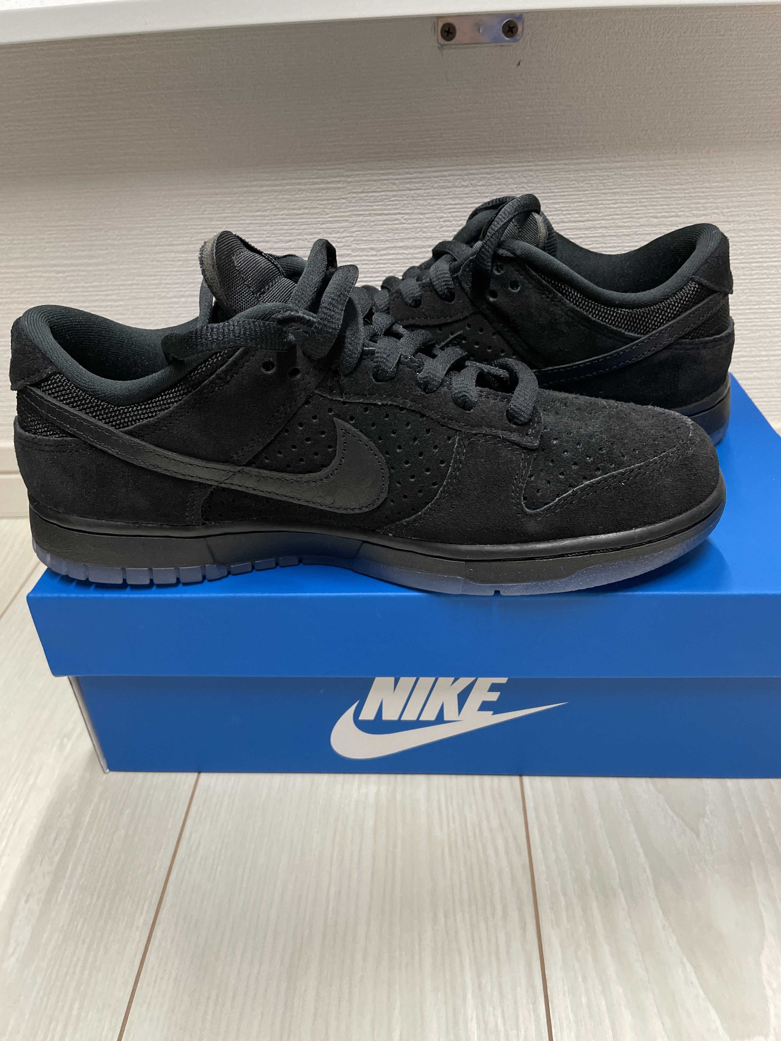 UNDEFEATED × Nike Dunk Low SP "5 ON IT"