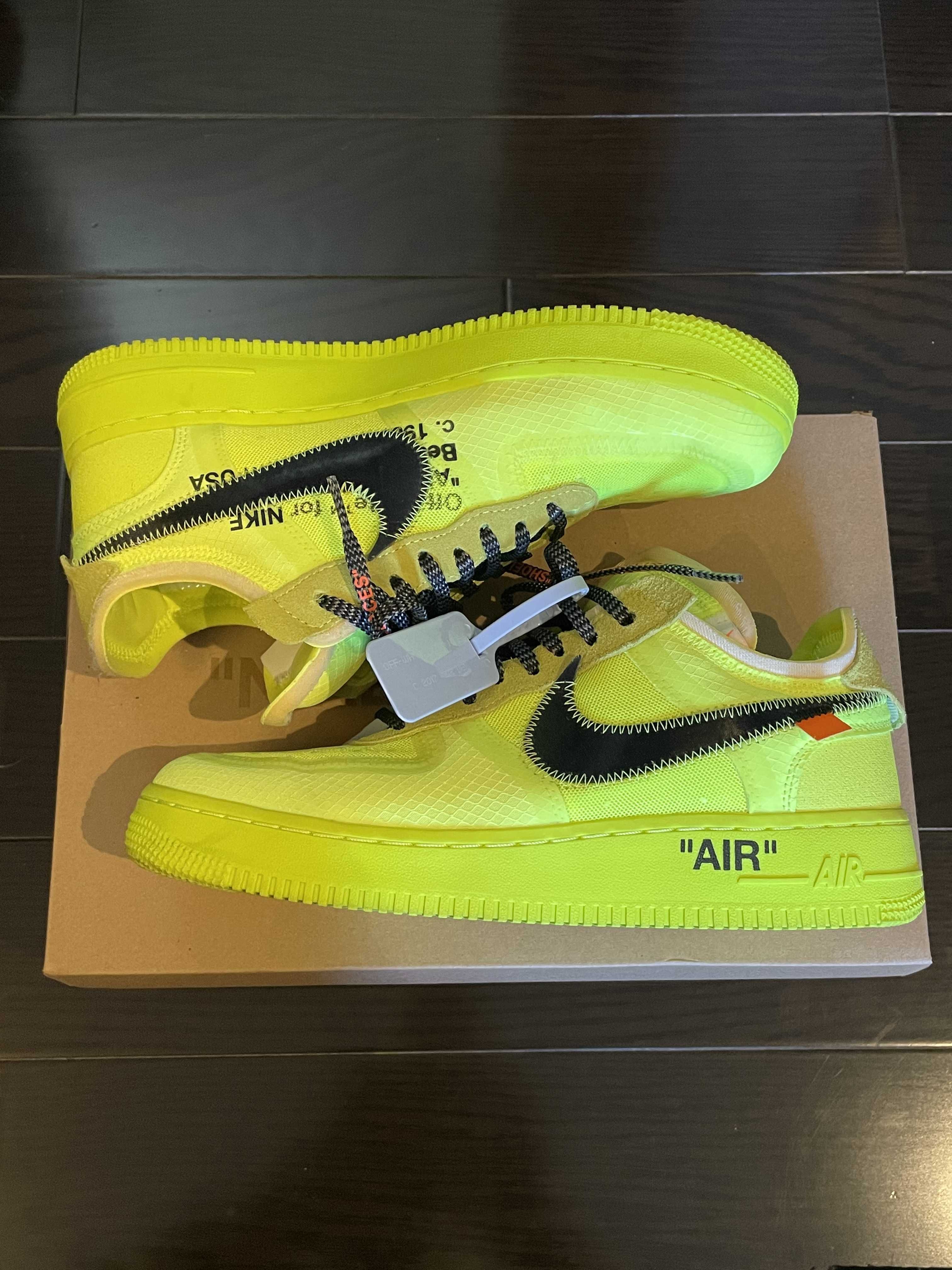 Off-White × Nike Air Force 1 Low "Volt"
