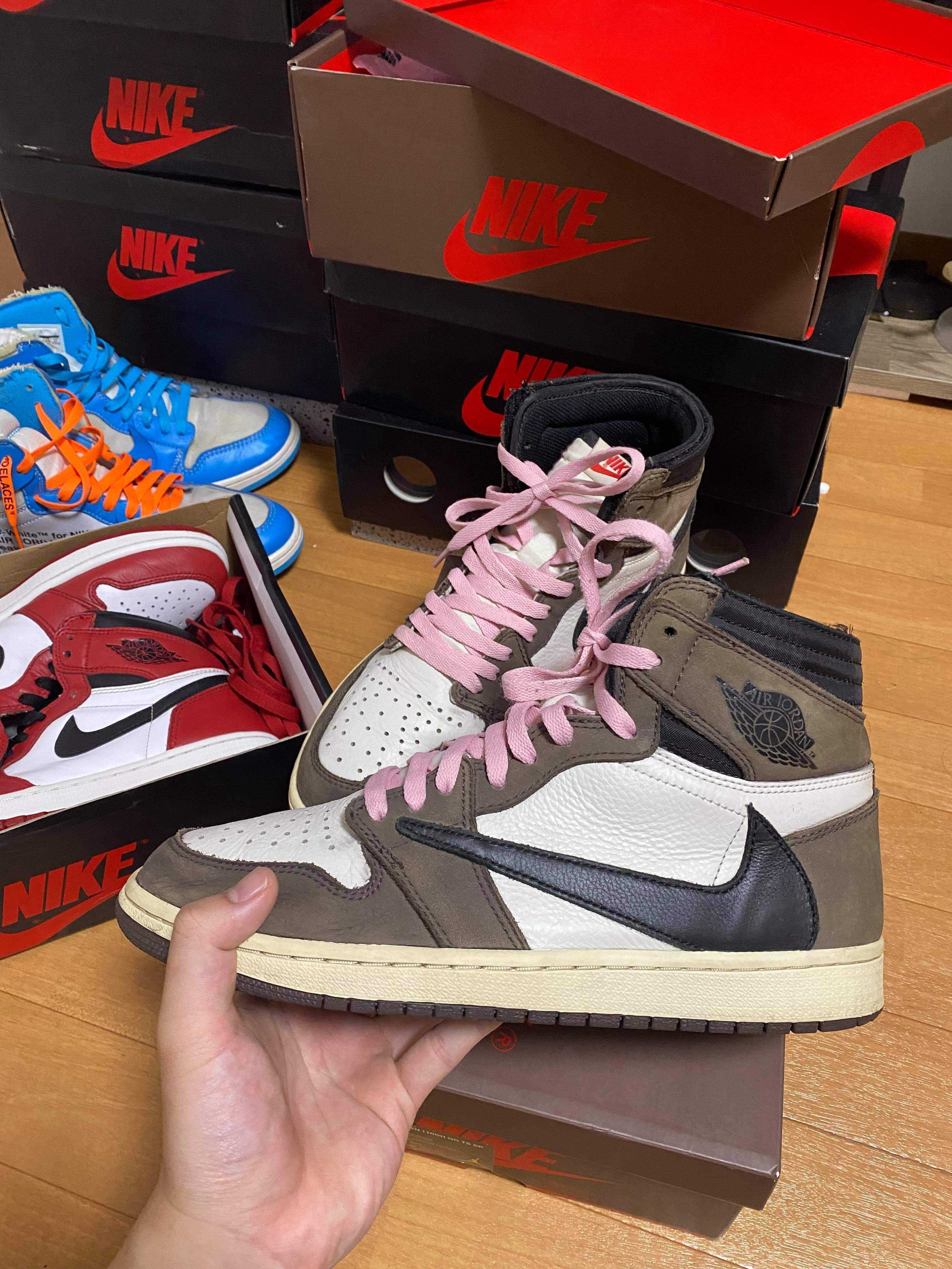 Travis Scott × Nike Air Jordan 1 Retro High OG TS SP "Sail/Dark Mocha"