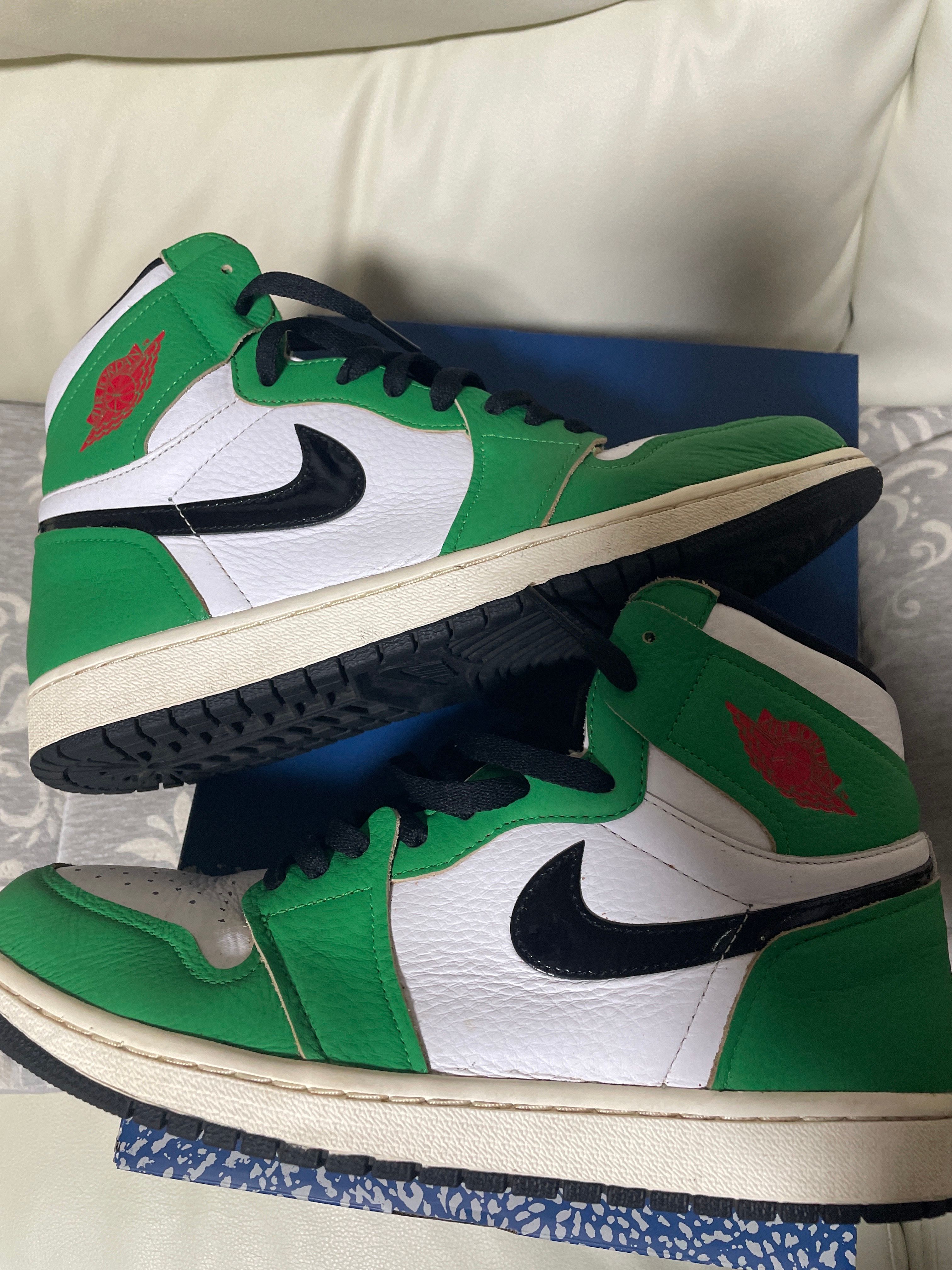 Nike Women's Air Jordan 1 High OG "Lucky Green/White-Sail-Black"   