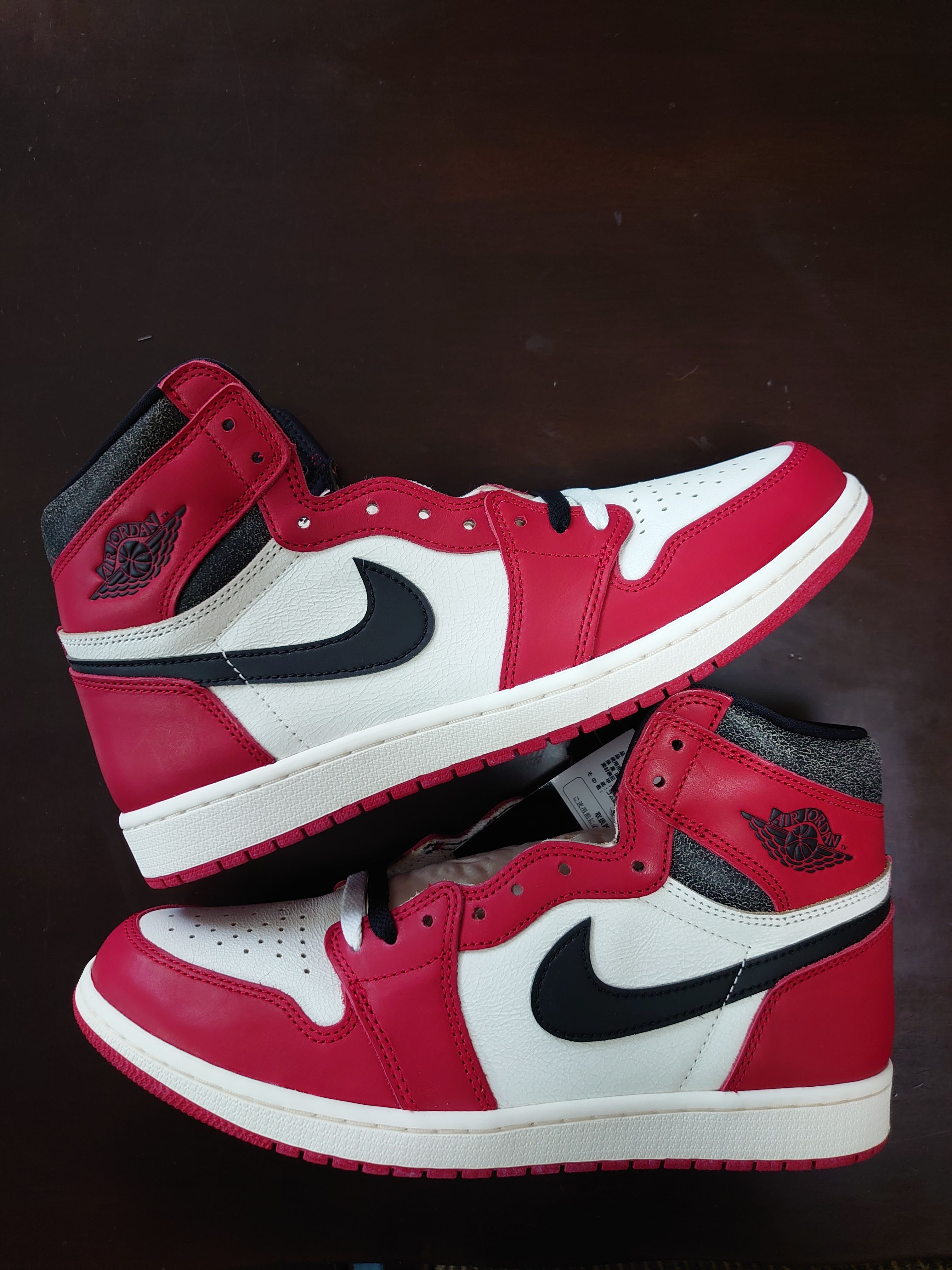 Nike Air Jordan 1 High OG "Lost & Found/Chicago"