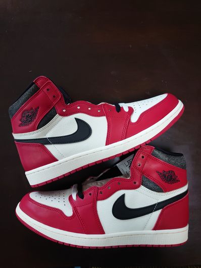 Nike Air Jordan 1 High OG "Lost & Found/Chicago"