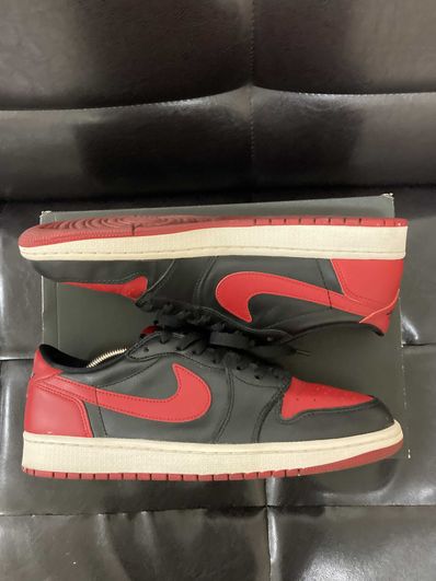 NIKE AIR JORDAN 1 RETRO LOW BRED (2015)