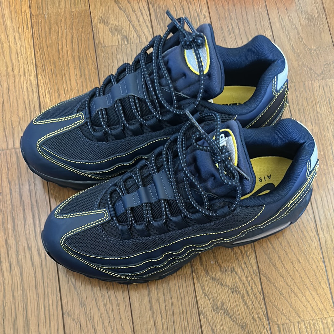 Nike Air Max 95 OG Big Bubble "Obsidian/Varsity Maize"