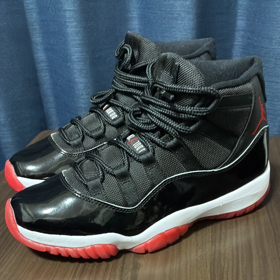 Nike Air Jordan 11 Retro 