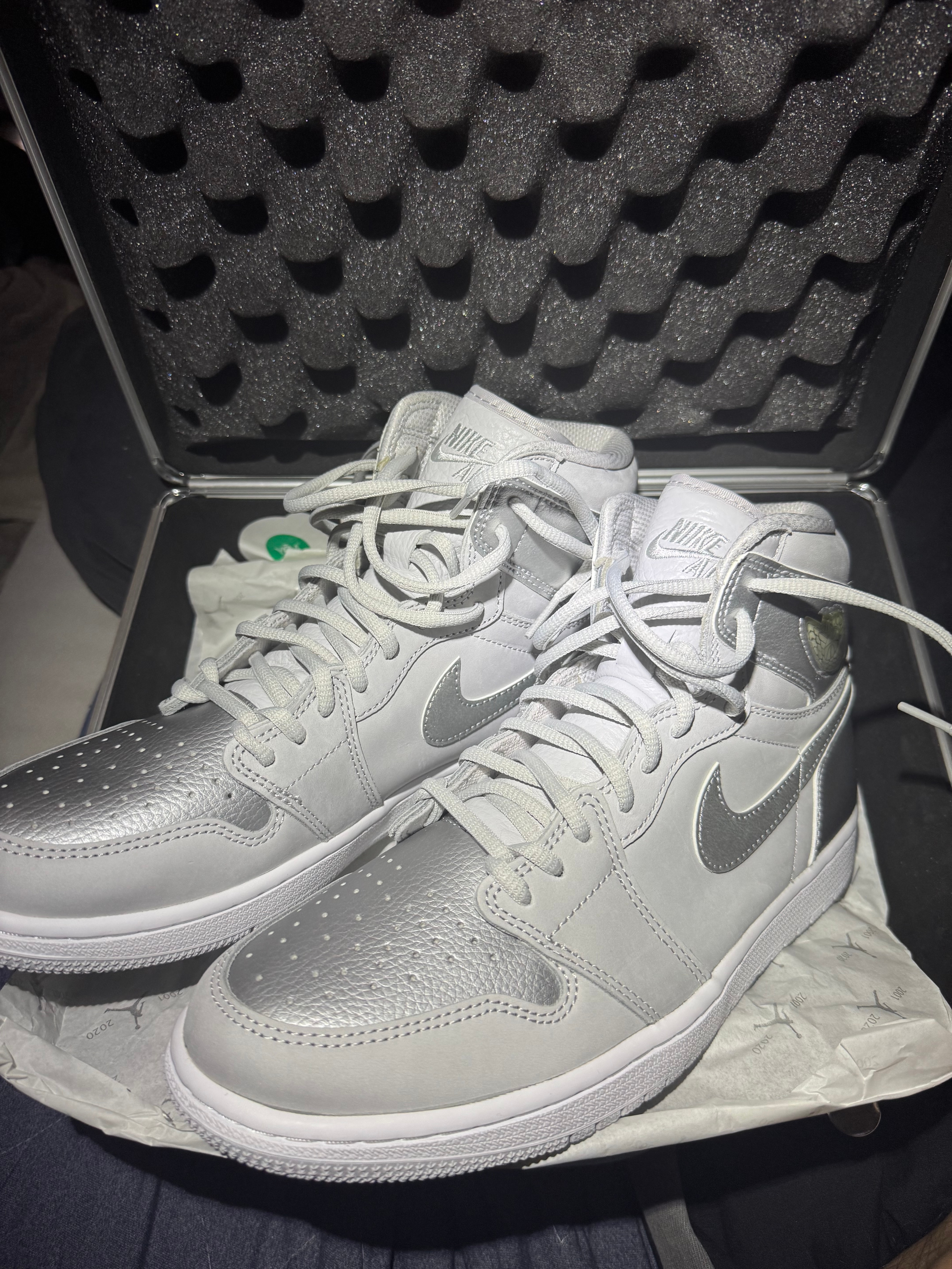 ナイキ エアジョーダン1 レトロ ハイ OG "CO.JP/東京" (スーツケースあり)