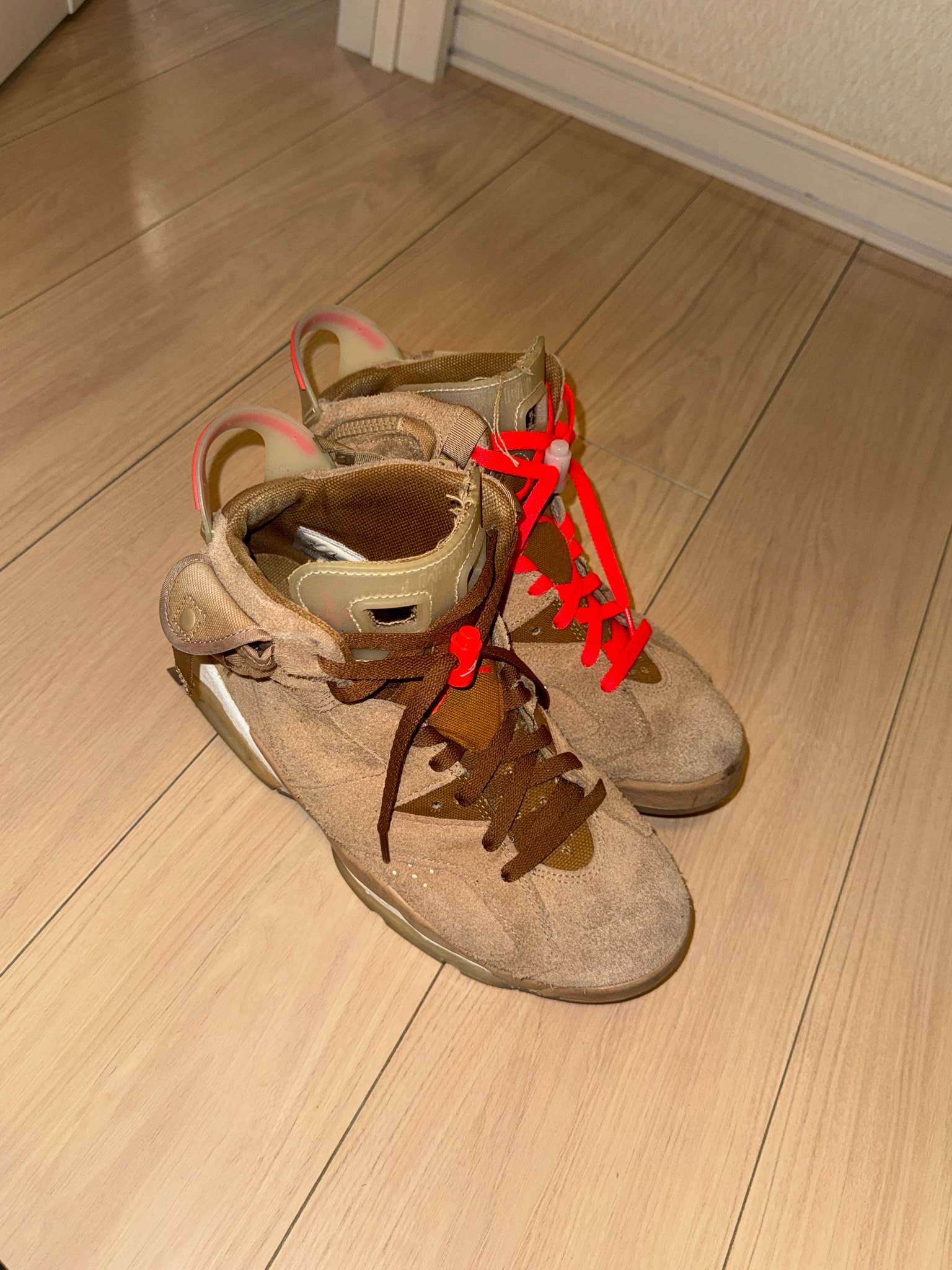 Travis Scott × Nike Air Jordan 6 "British Khaki"
