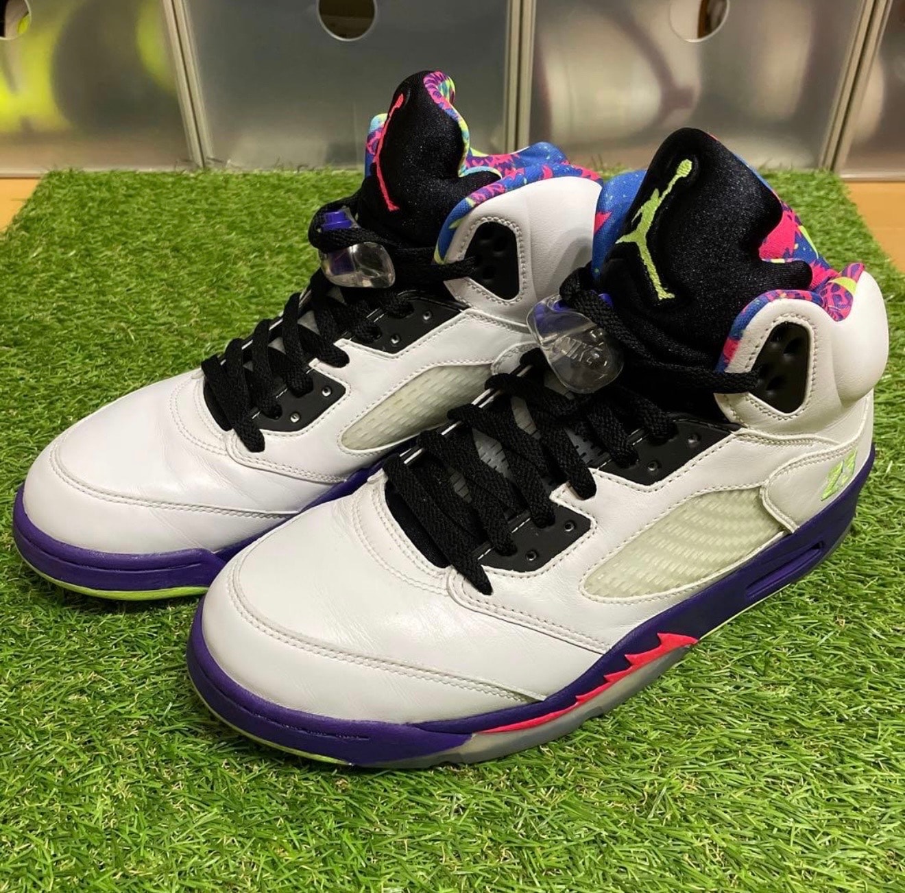 ナイキ エアジョーダン5 "オルタネート ベルエア"