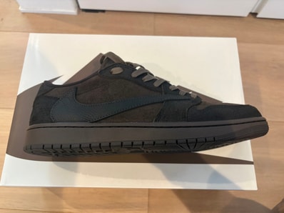 Travis Scott × Nike Air Jordan 1 Low OG SP "Velvet Brown and Dark Mocha"